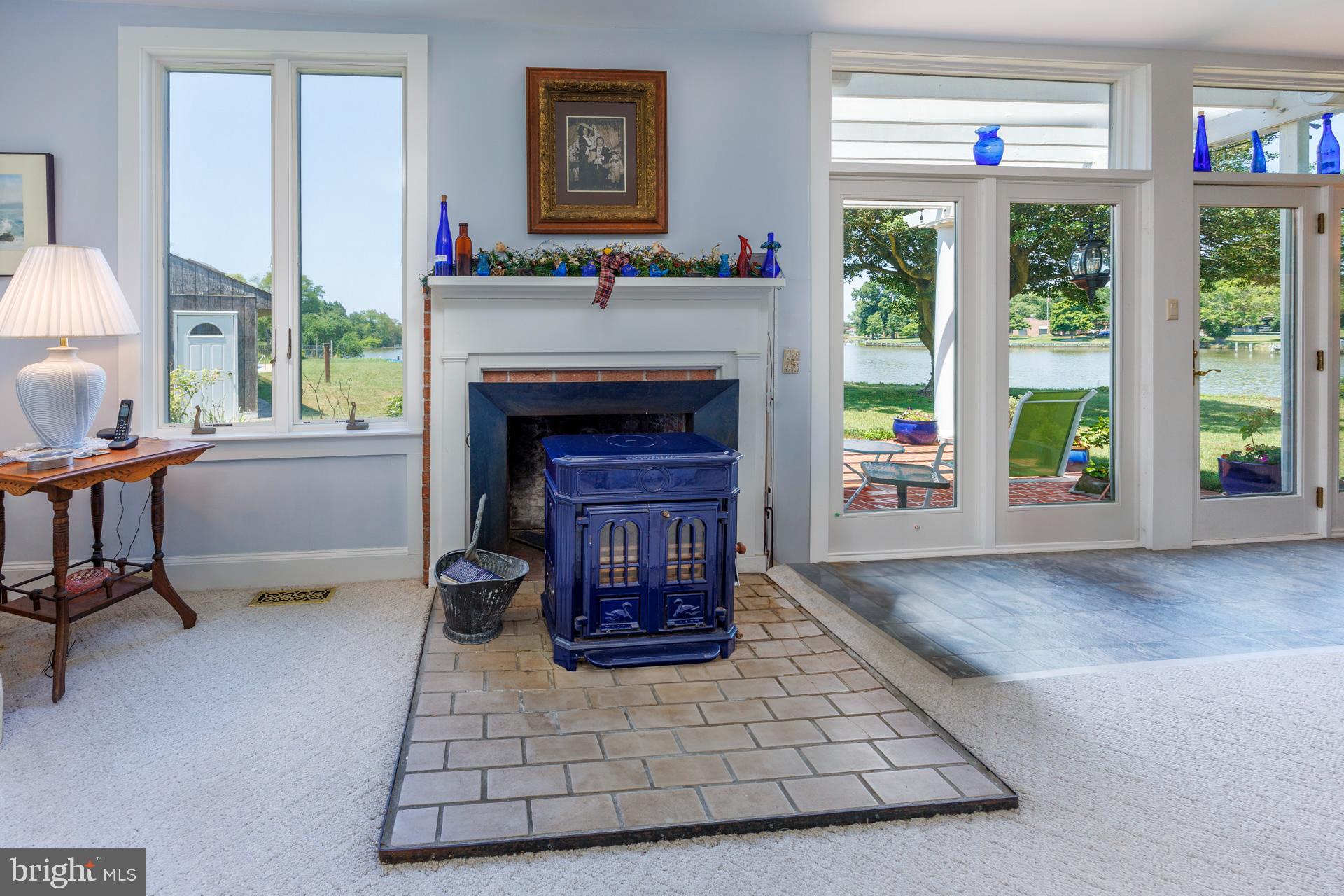 HORNS POINT - Residential