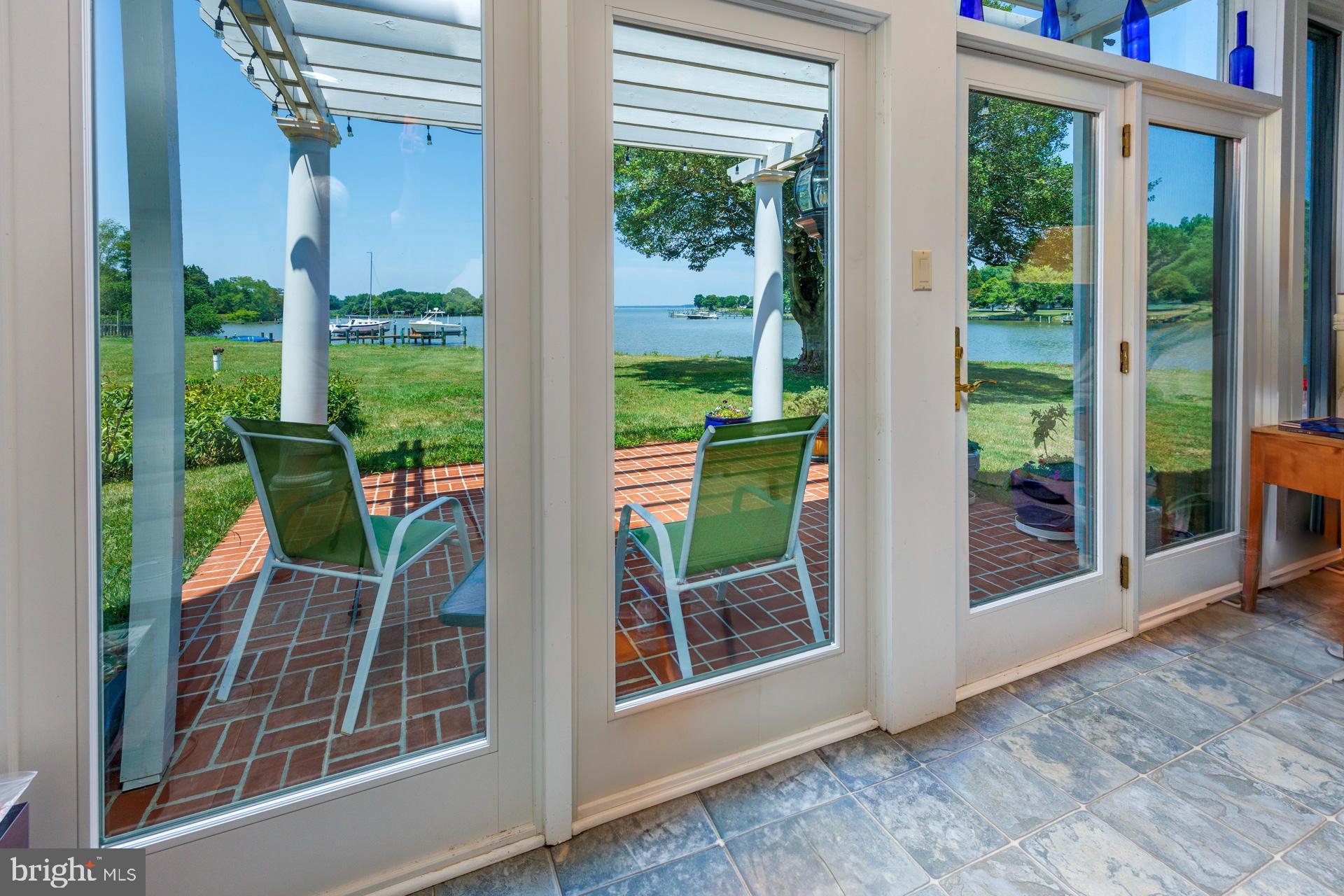 HORNS POINT - Residential