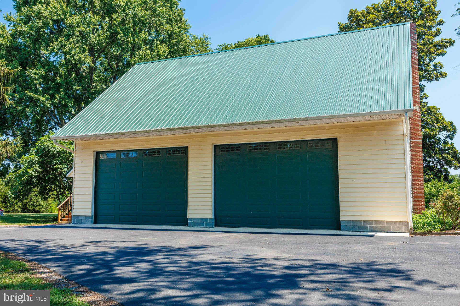 HORNS POINT - Residential