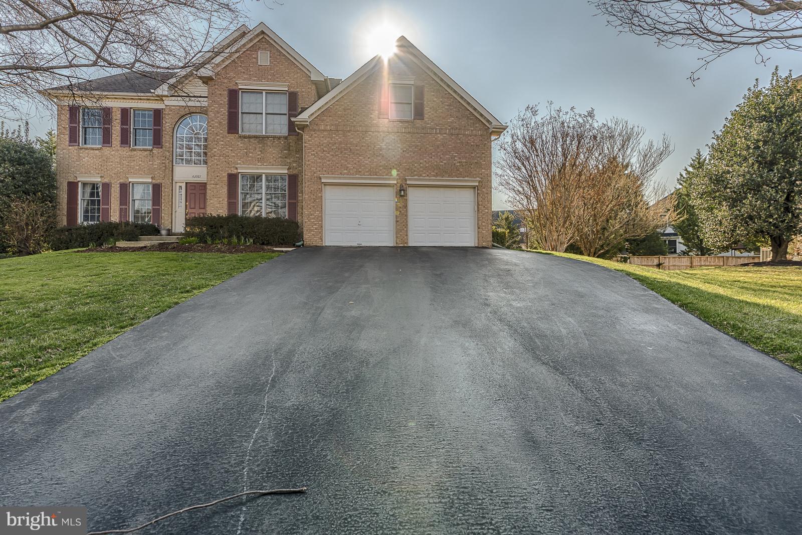 FARMWELL HUNT - Residential