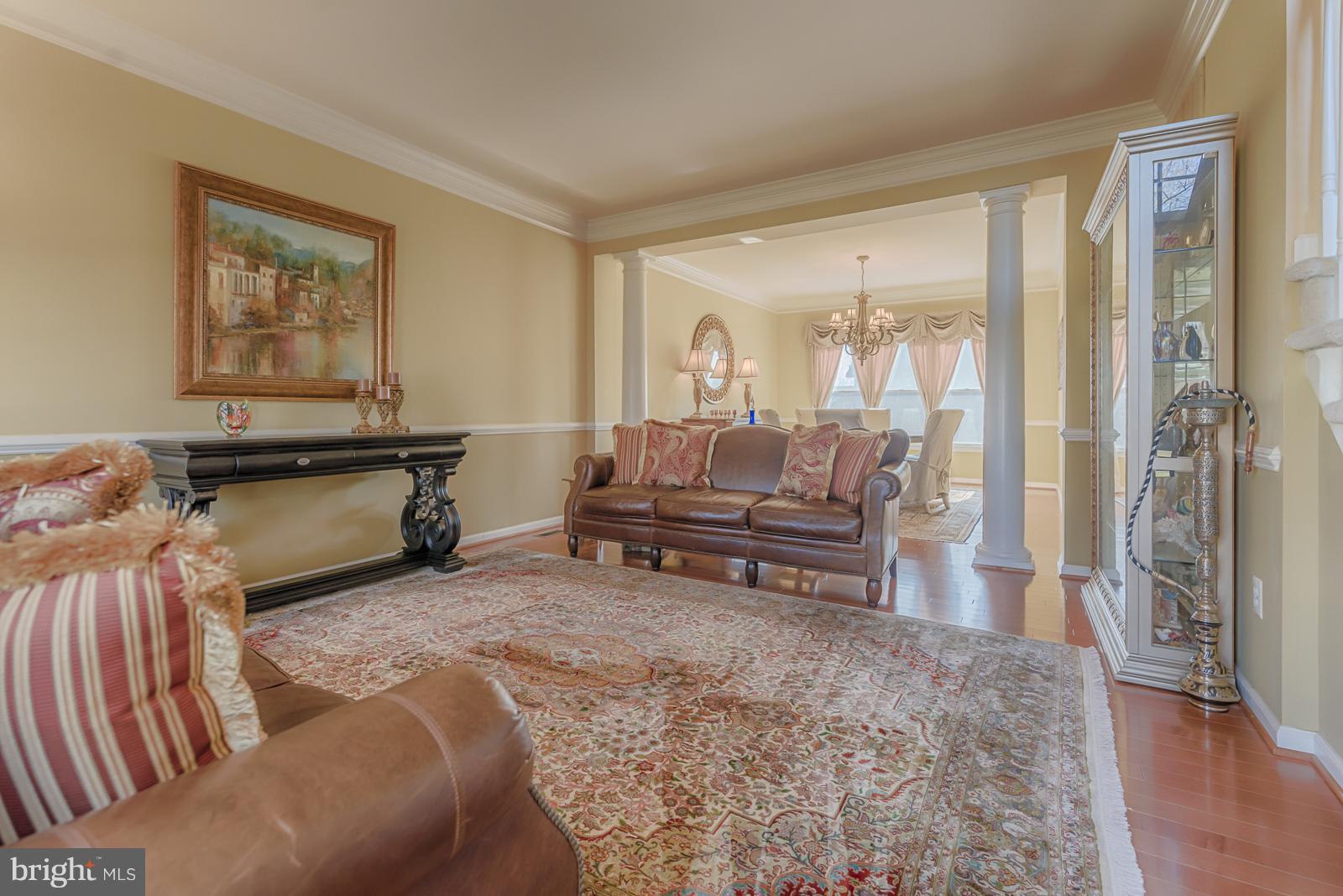 FARMWELL HUNT - Residential