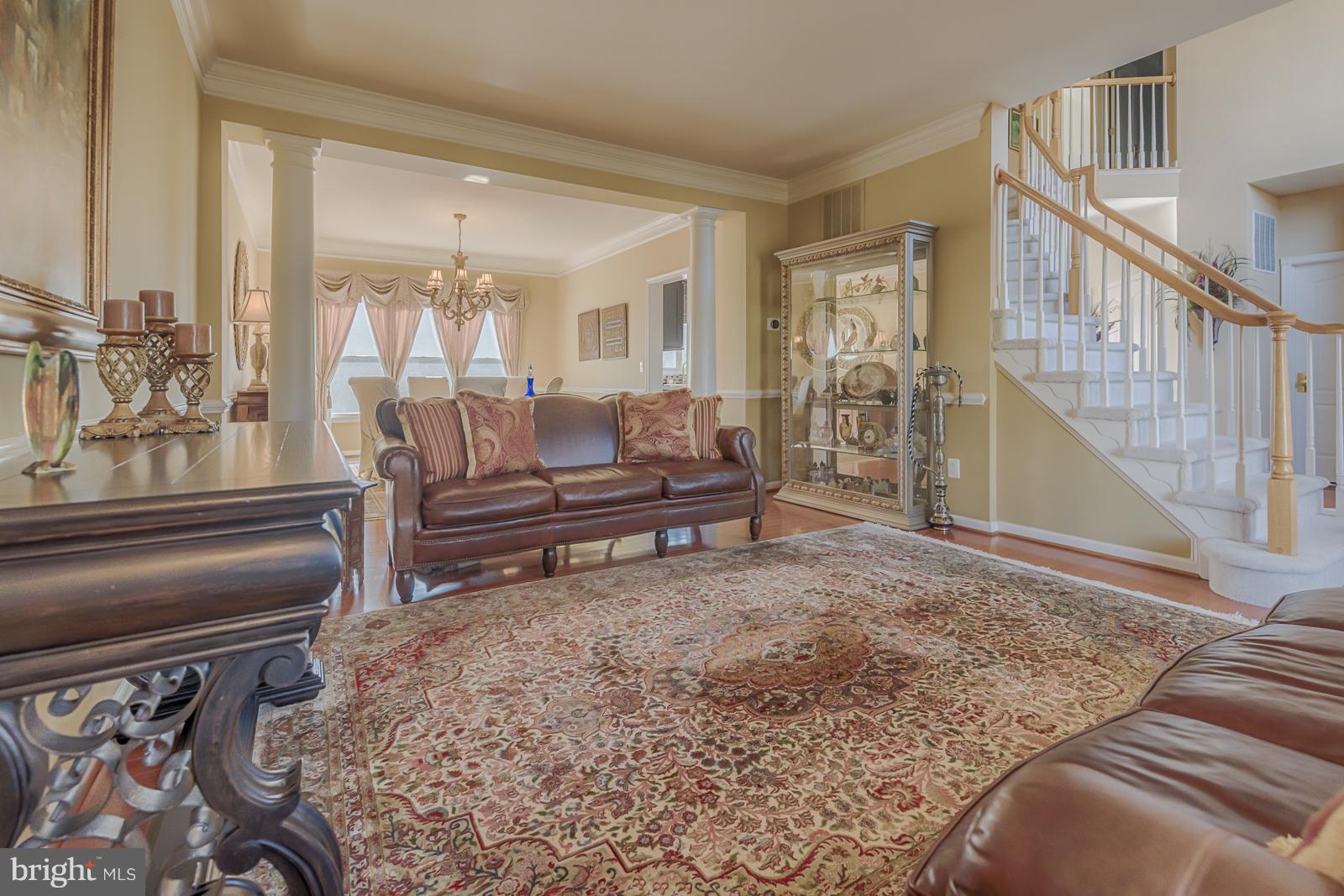 FARMWELL HUNT - Residential