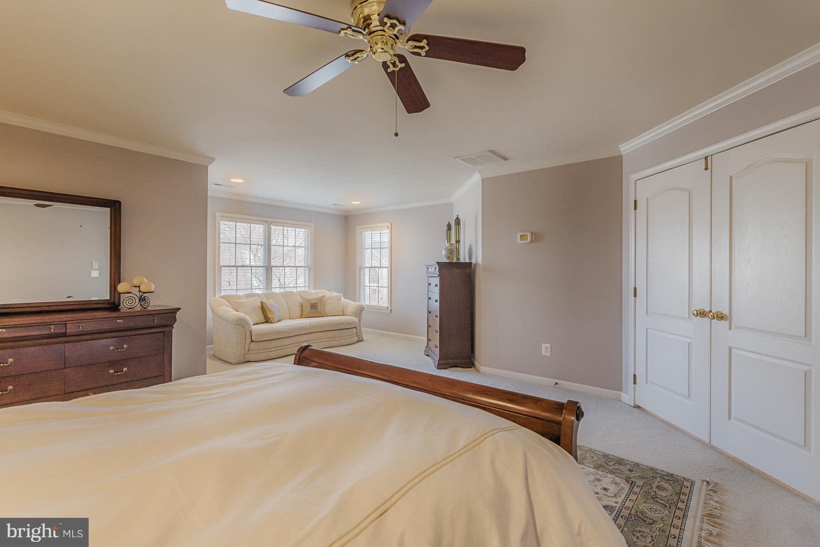 FARMWELL HUNT - Residential