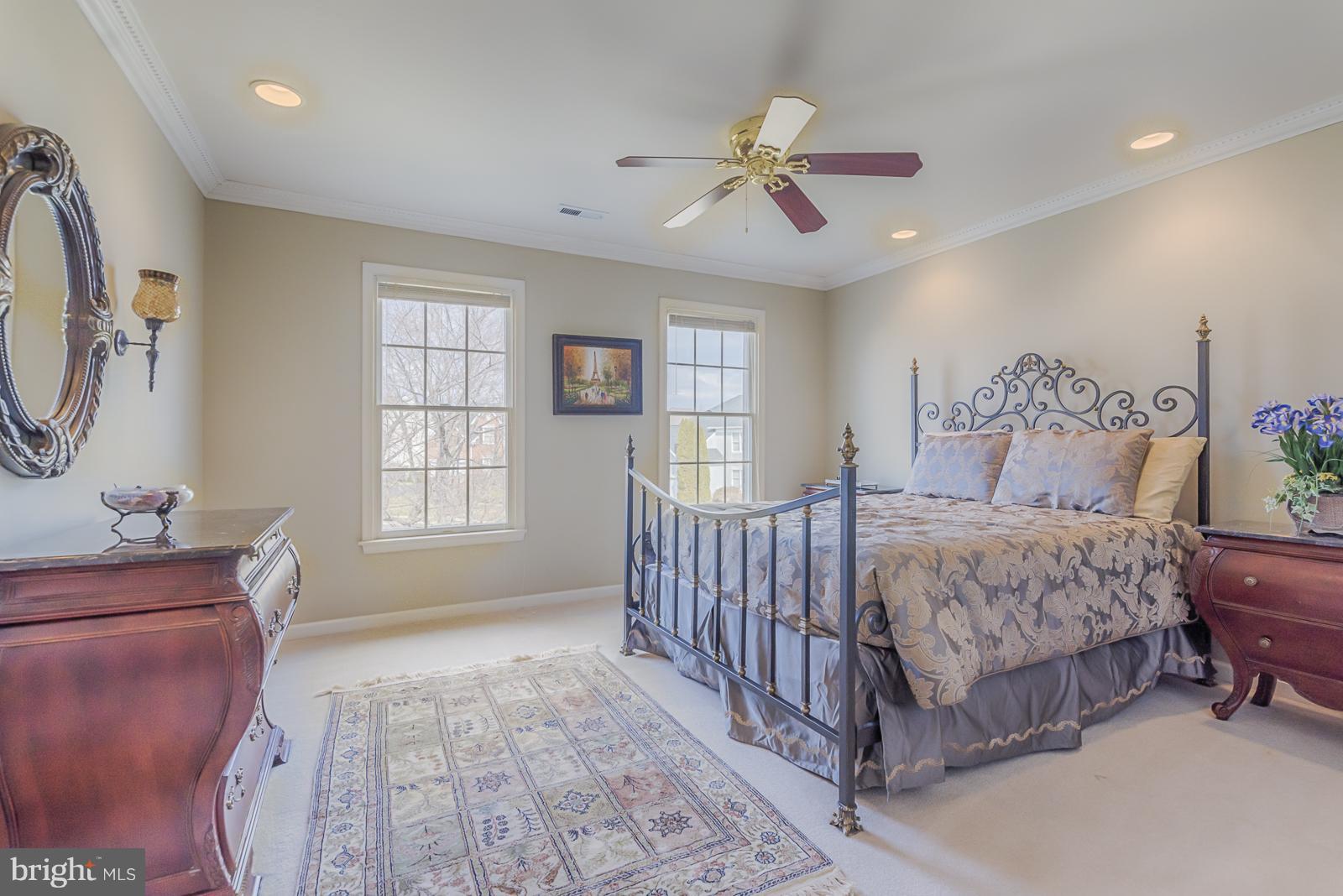 FARMWELL HUNT - Residential