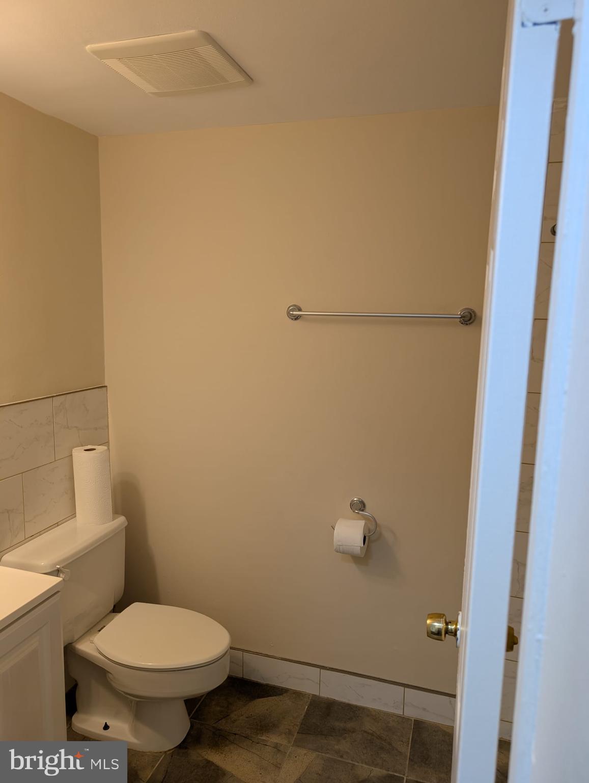 VALLEY HEIGHTS - Residential Lease