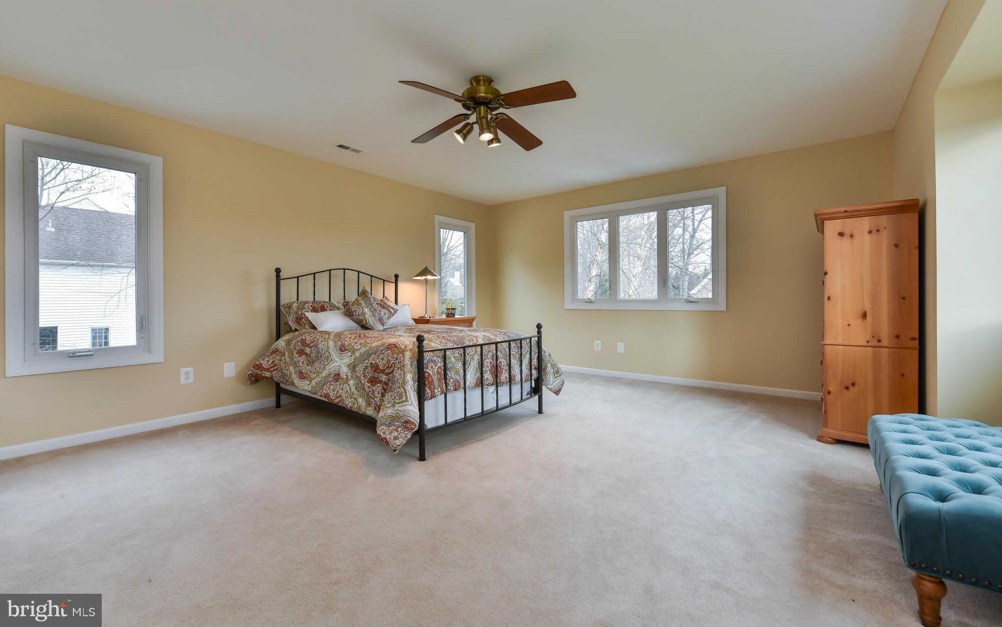 CROSSPOINTE - Residential