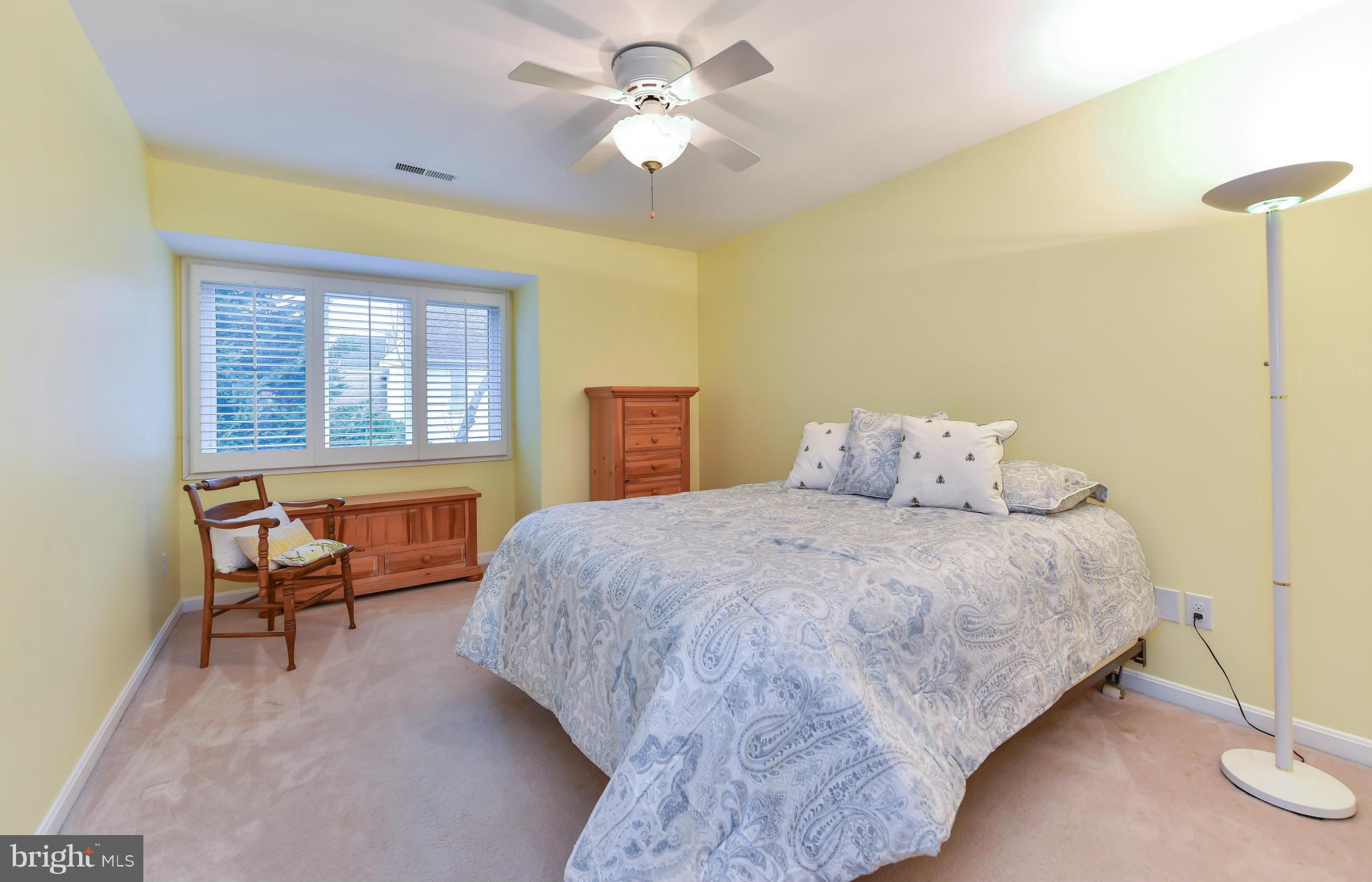 CROSSPOINTE - Residential