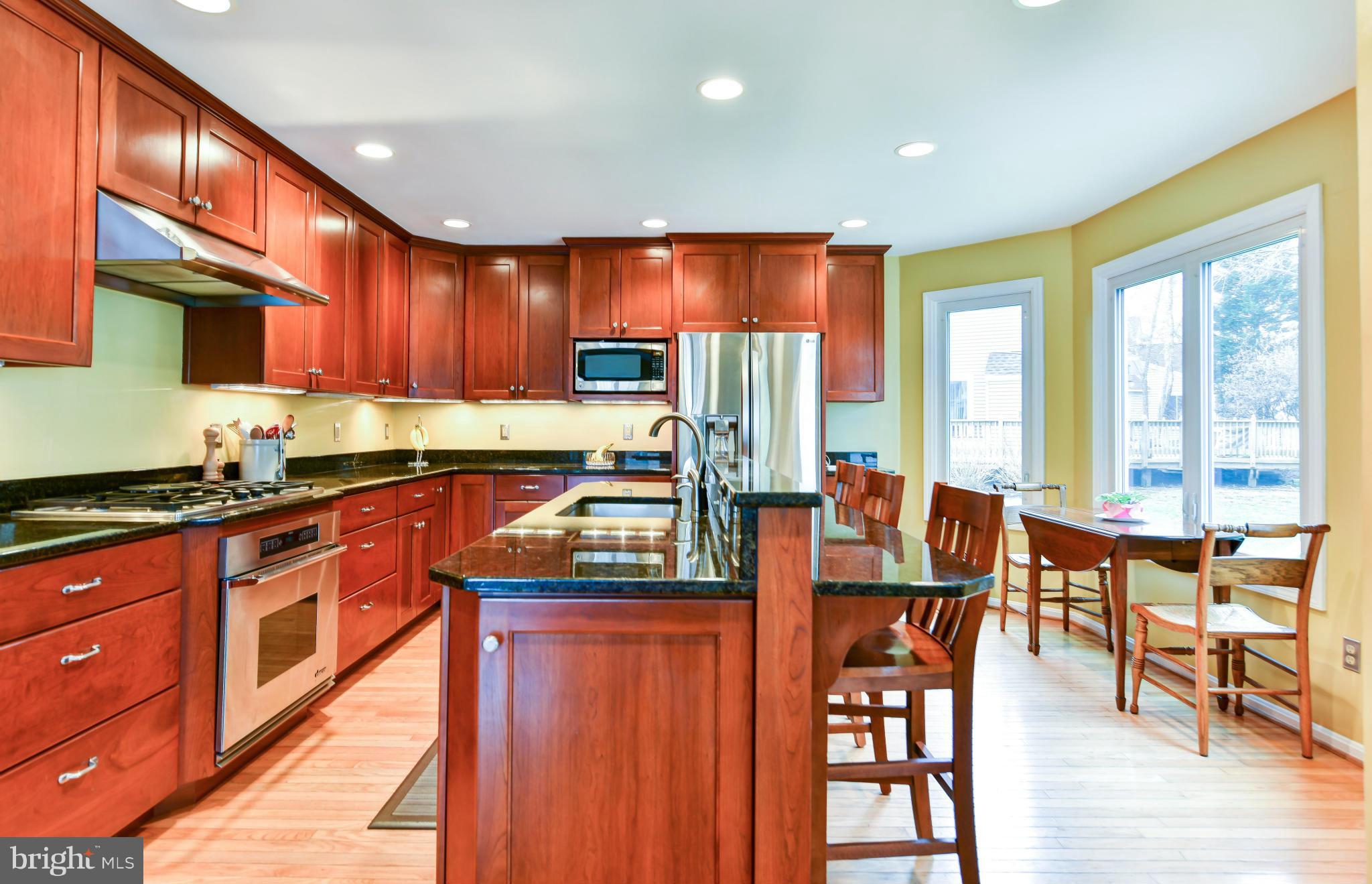 CROSSPOINTE - Residential