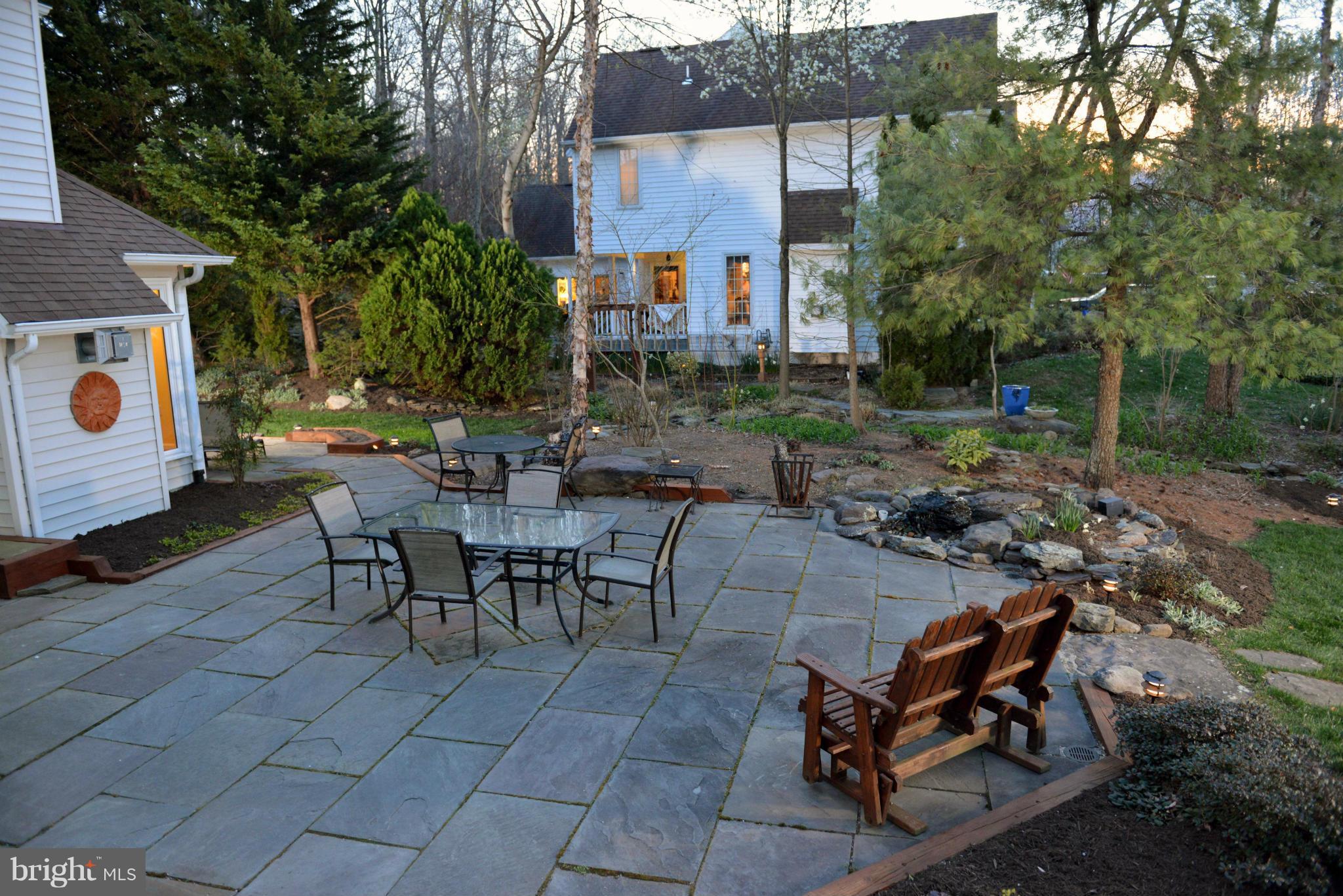 CROSSPOINTE - Residential