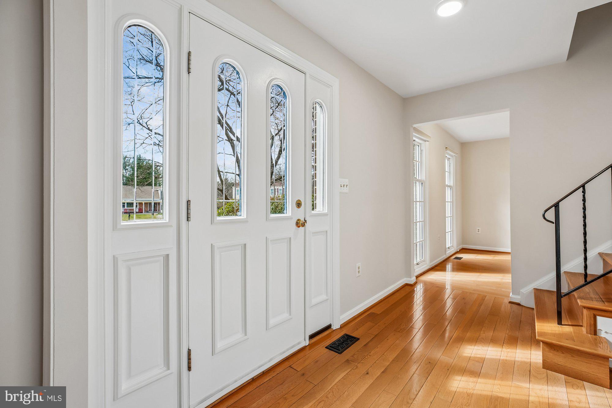 QUINCE ORCHARD KNOLLS - Residential