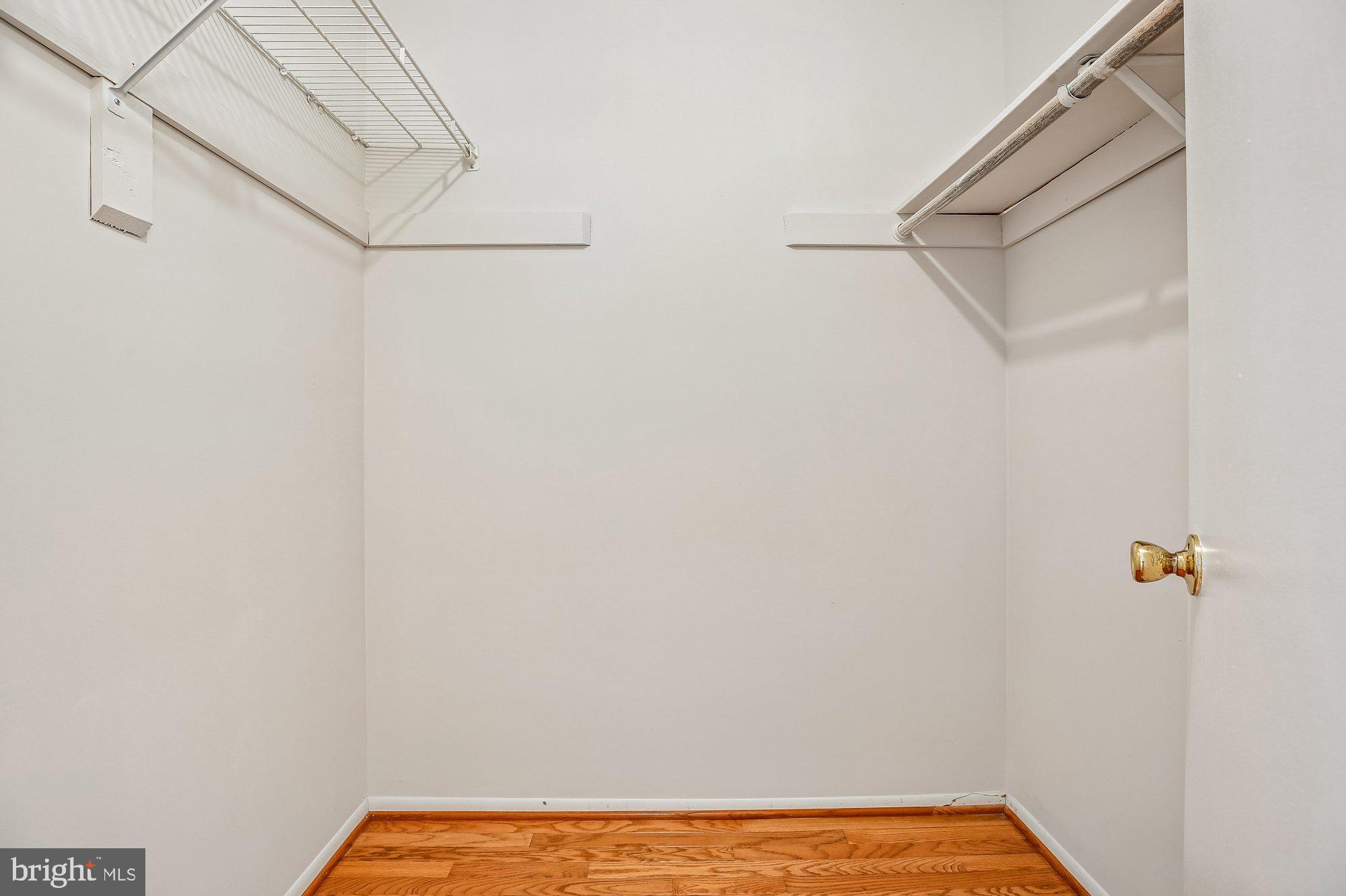 QUINCE ORCHARD KNOLLS - Residential