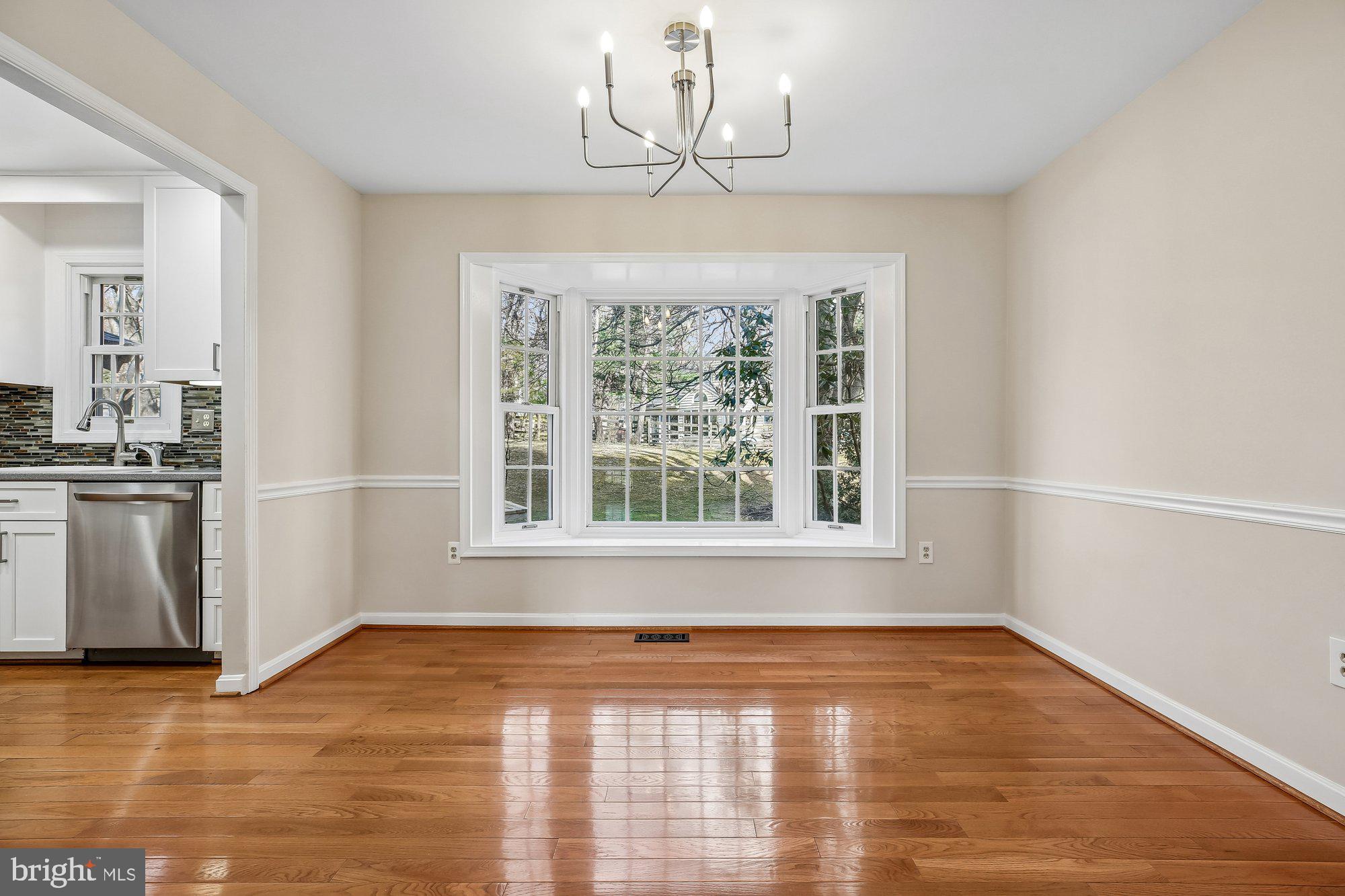 QUINCE ORCHARD KNOLLS - Residential