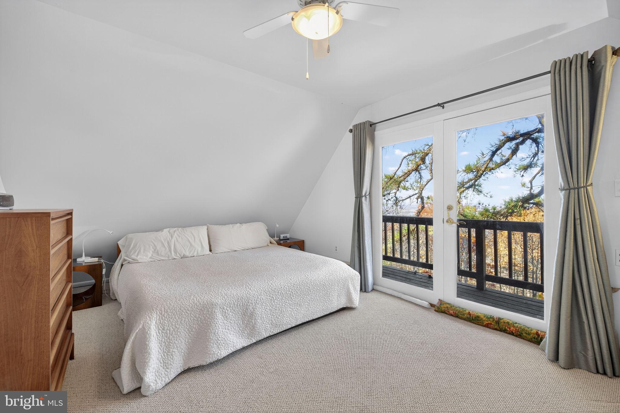 SHANNONDALE - Residential