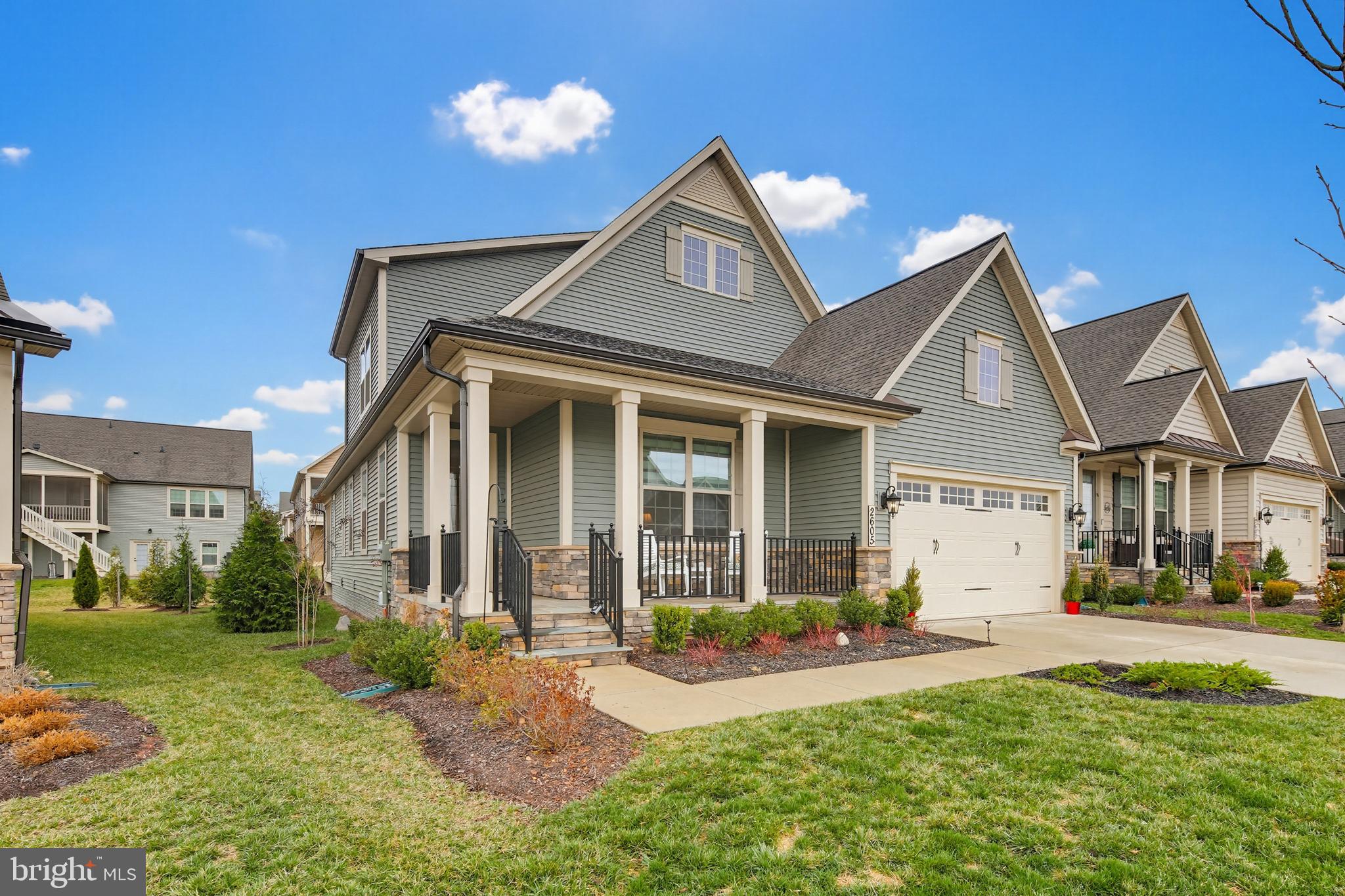 2605 BROADLEAF DRIVE