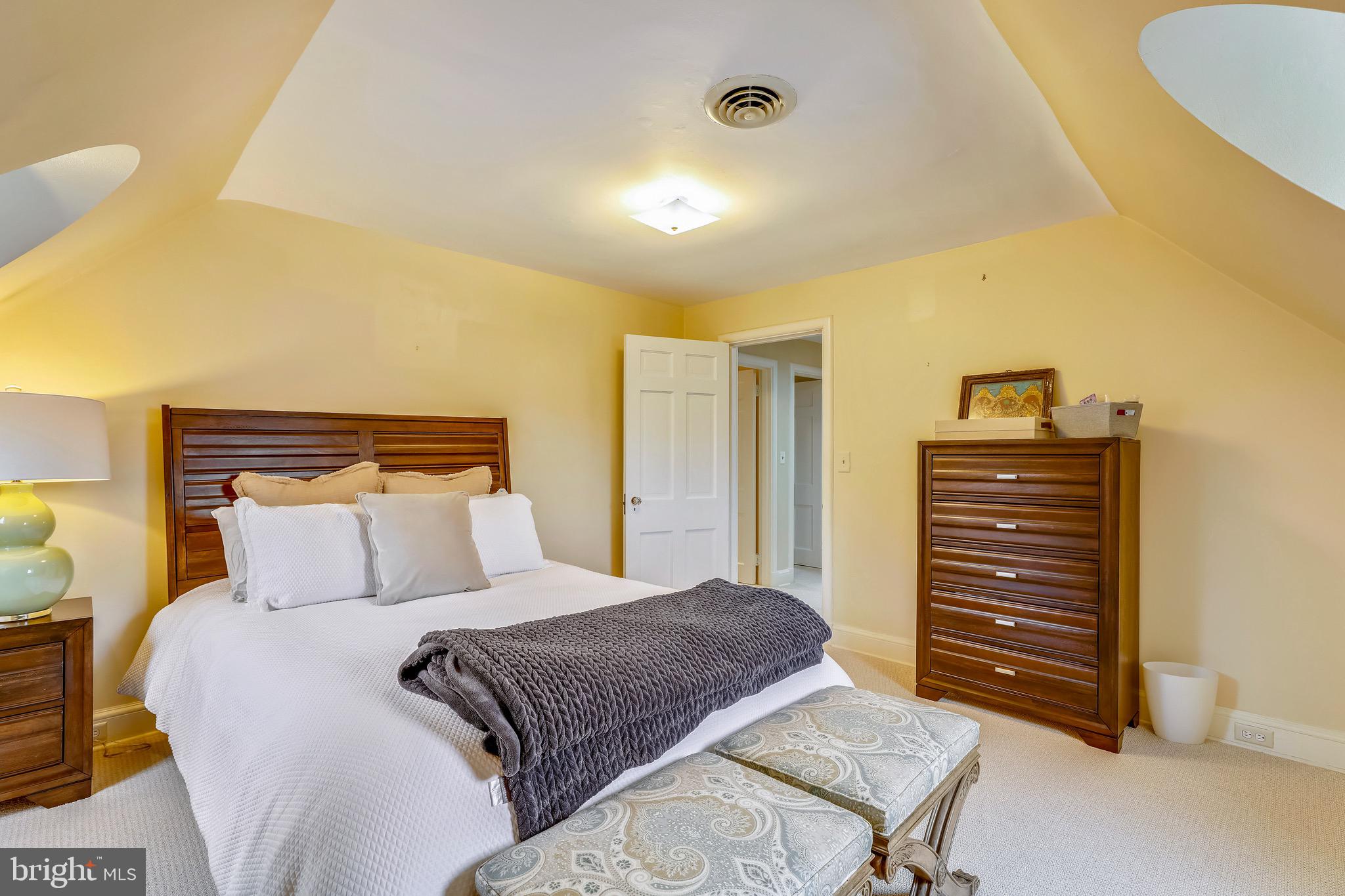 GREATER HOMELAND HISTORIC DISTRICT - Residential