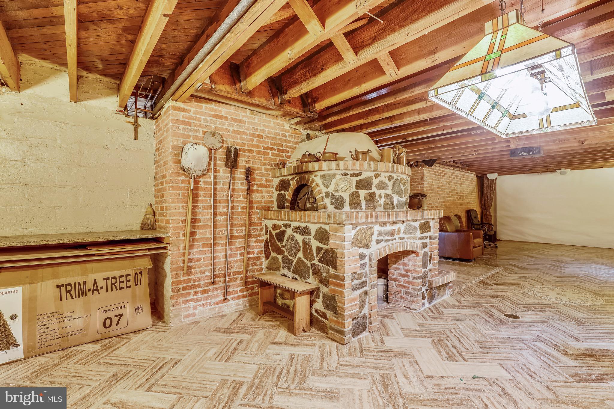 GREATER HOMELAND HISTORIC DISTRICT - Residential