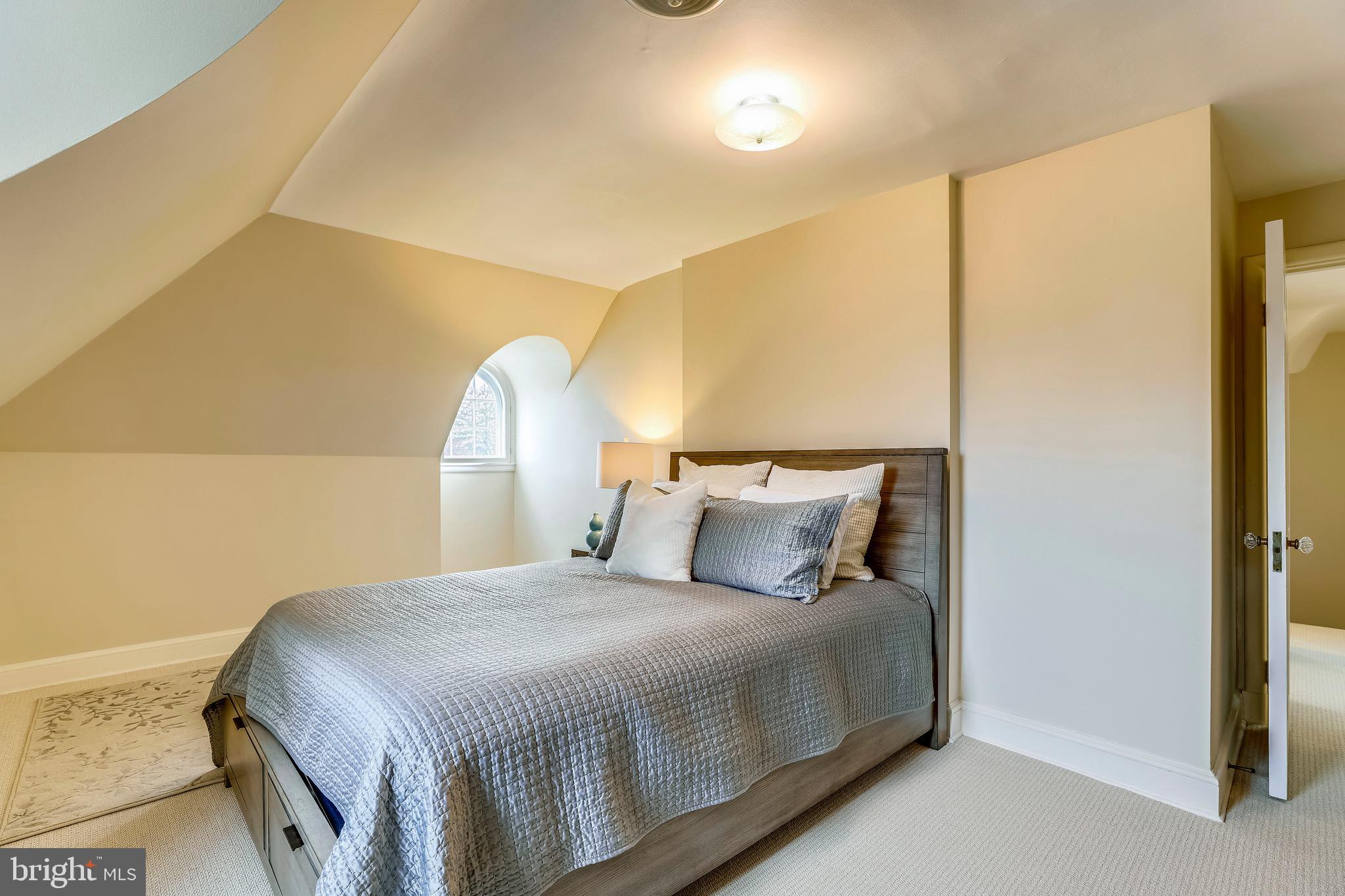 GREATER HOMELAND HISTORIC DISTRICT - Residential