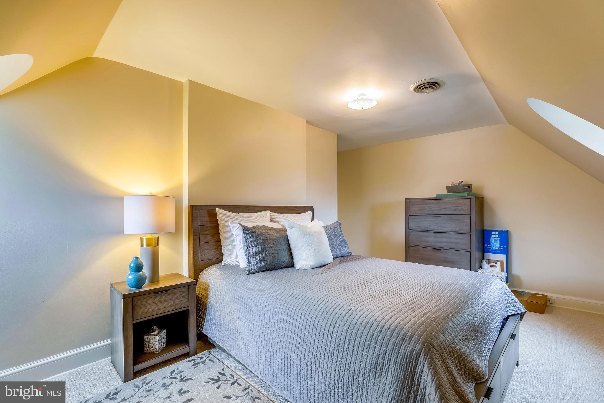 GREATER HOMELAND HISTORIC DISTRICT - Residential