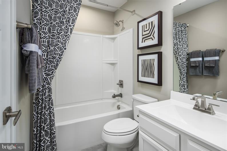 MONTGOMERY VILLAGE - Residential