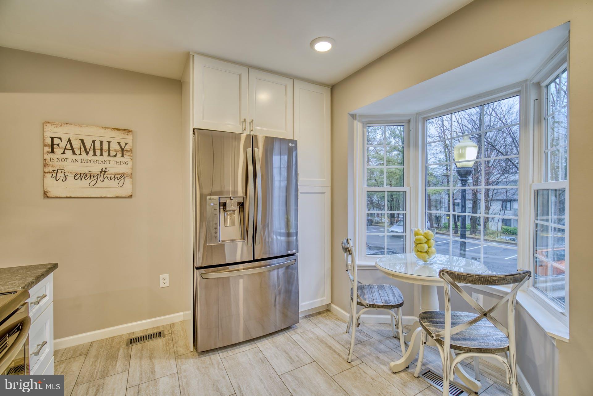 HUNTERS SQUARE - Residential