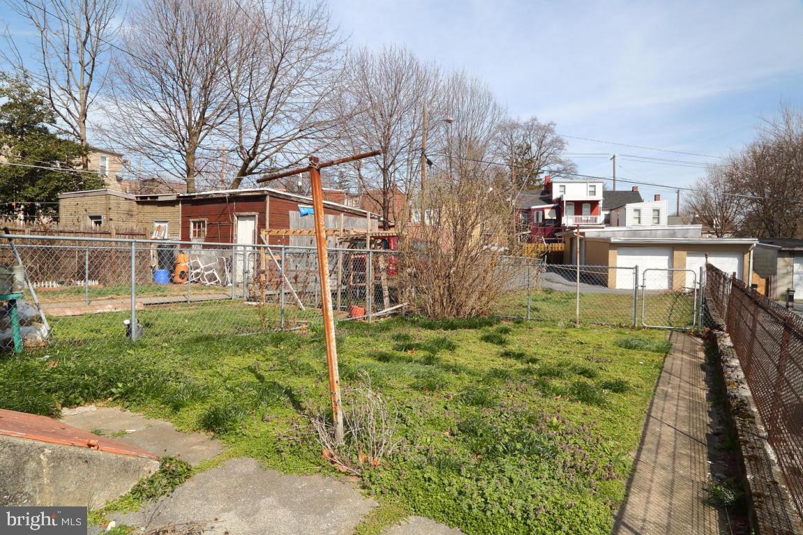 LANCASTER - Residential