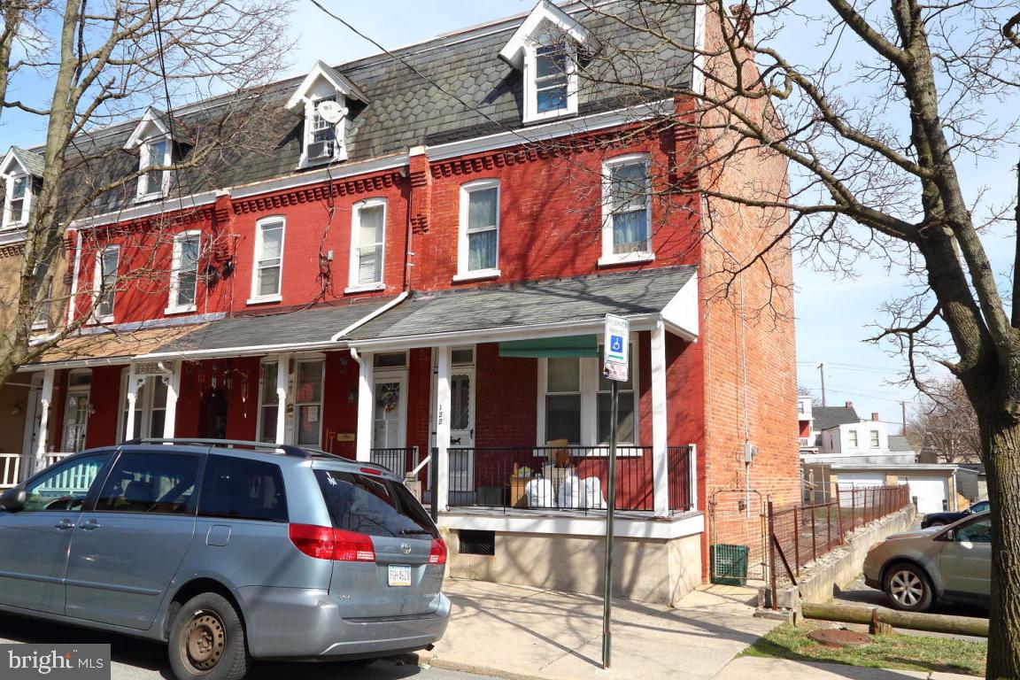 LANCASTER - Residential