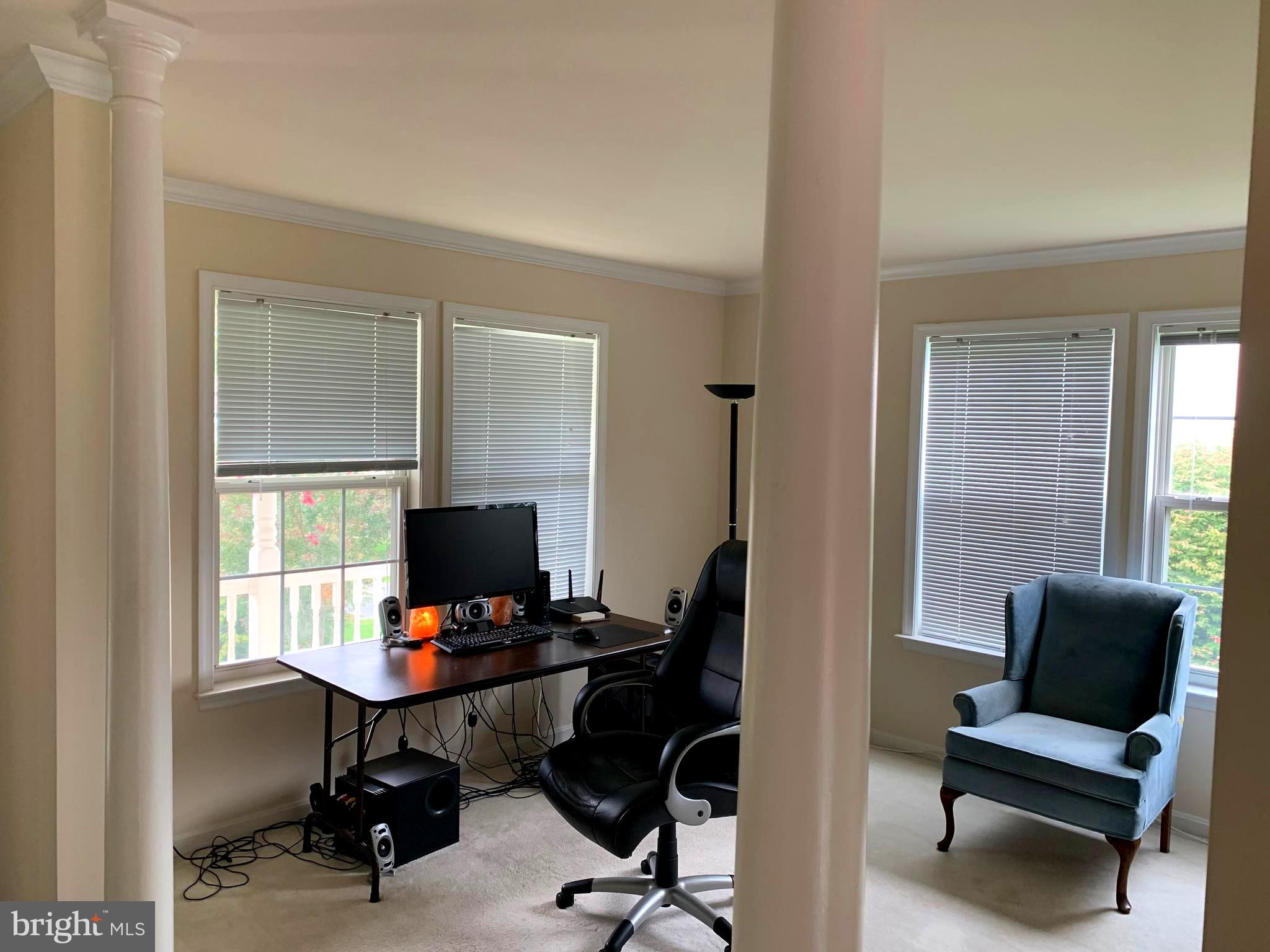 LAUREL RIDGE - Residential