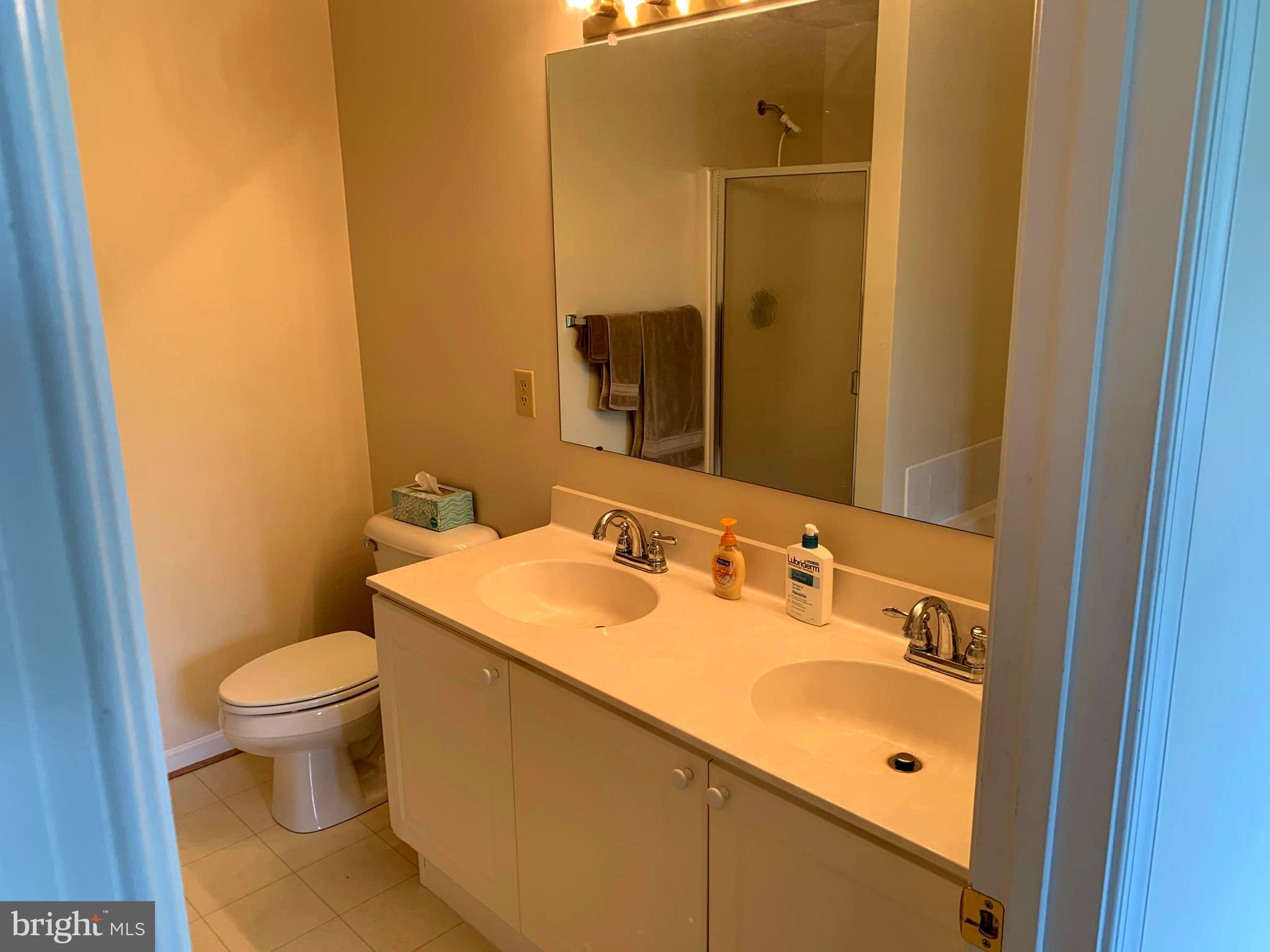 LAUREL RIDGE - Residential