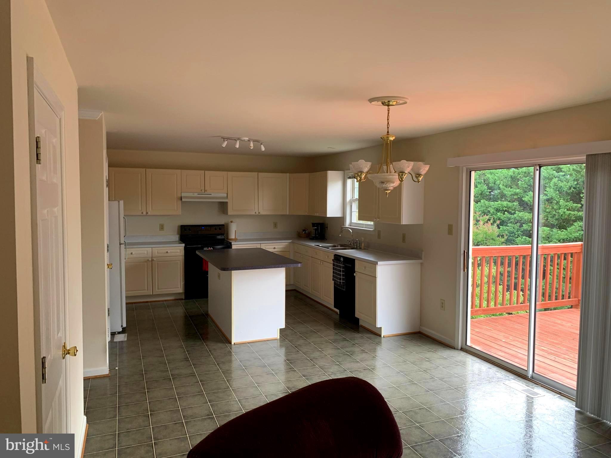 LAUREL RIDGE - Residential