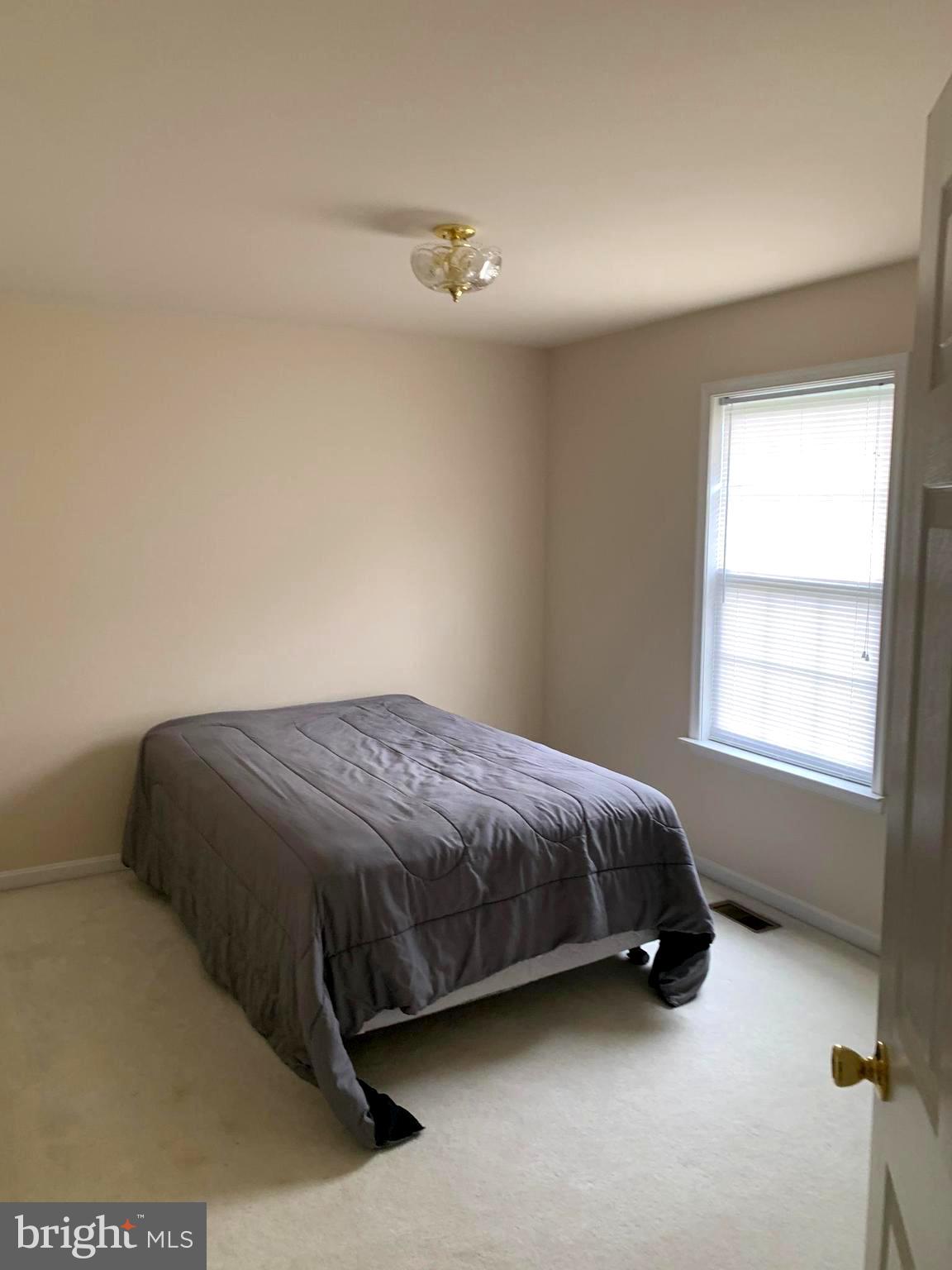 LAUREL RIDGE - Residential