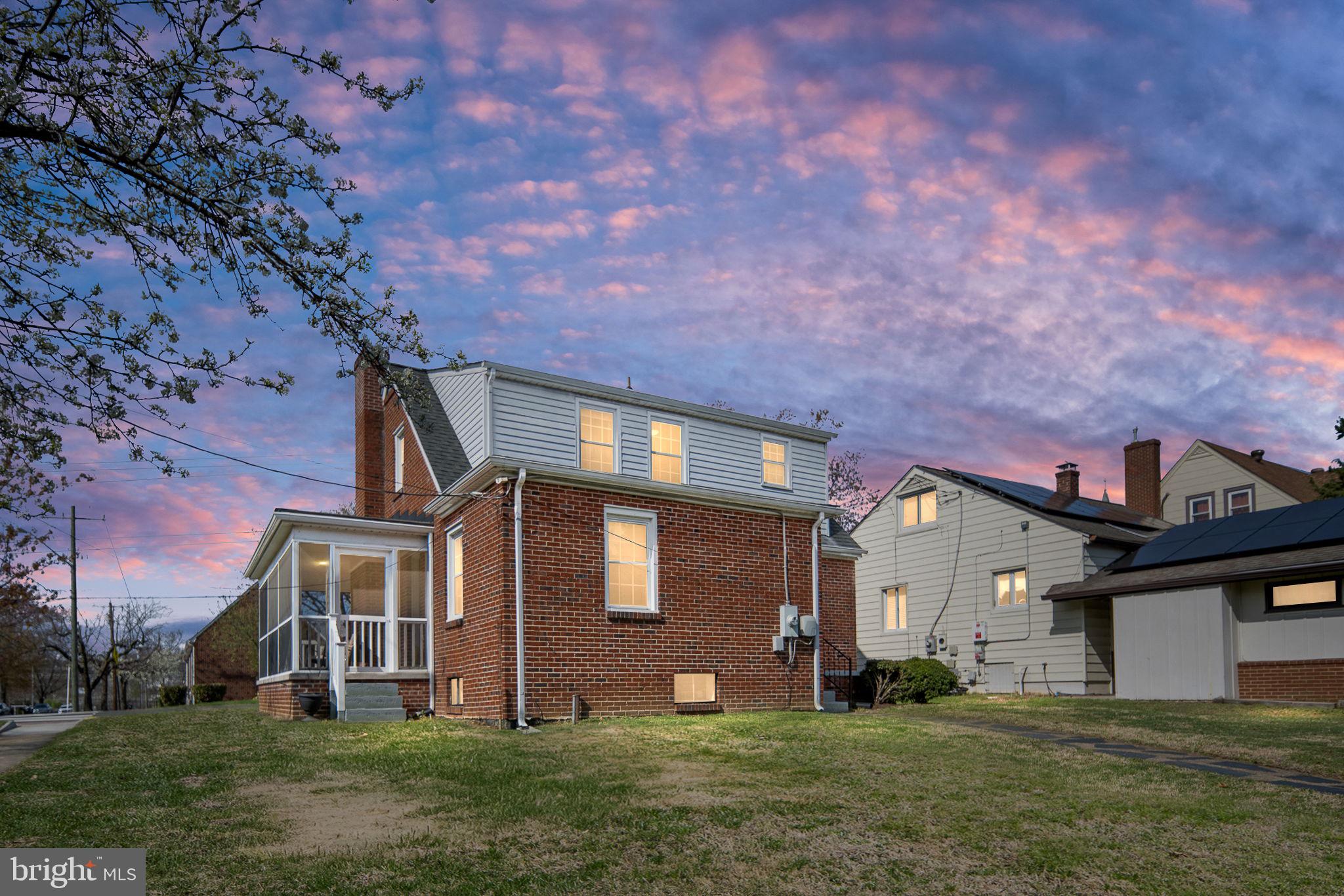 1503 STAFFORD AVENUE