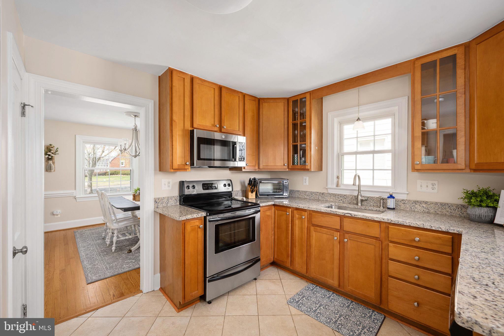 COLLEGE HEIGHTS - Residential