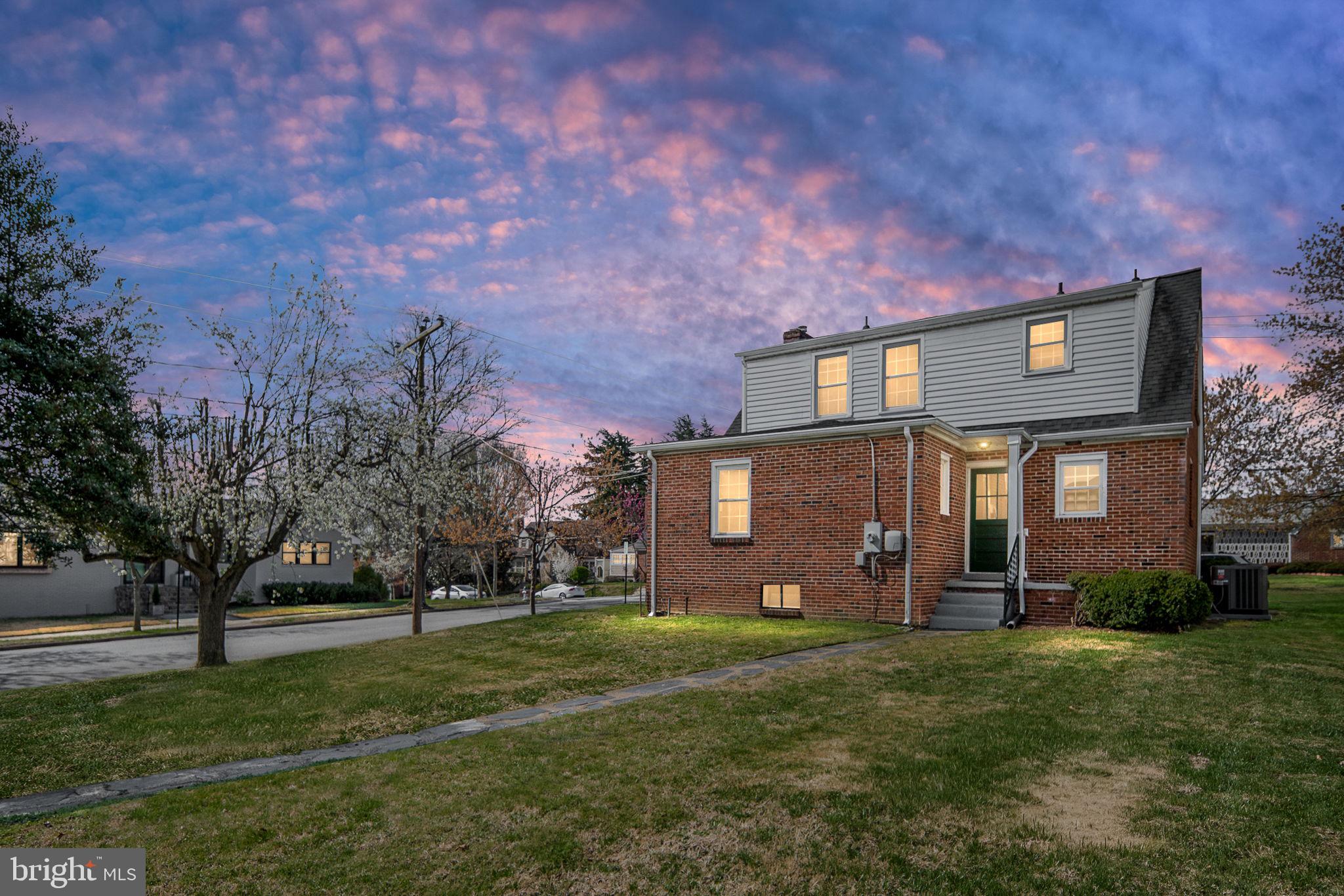 COLLEGE HEIGHTS - Residential