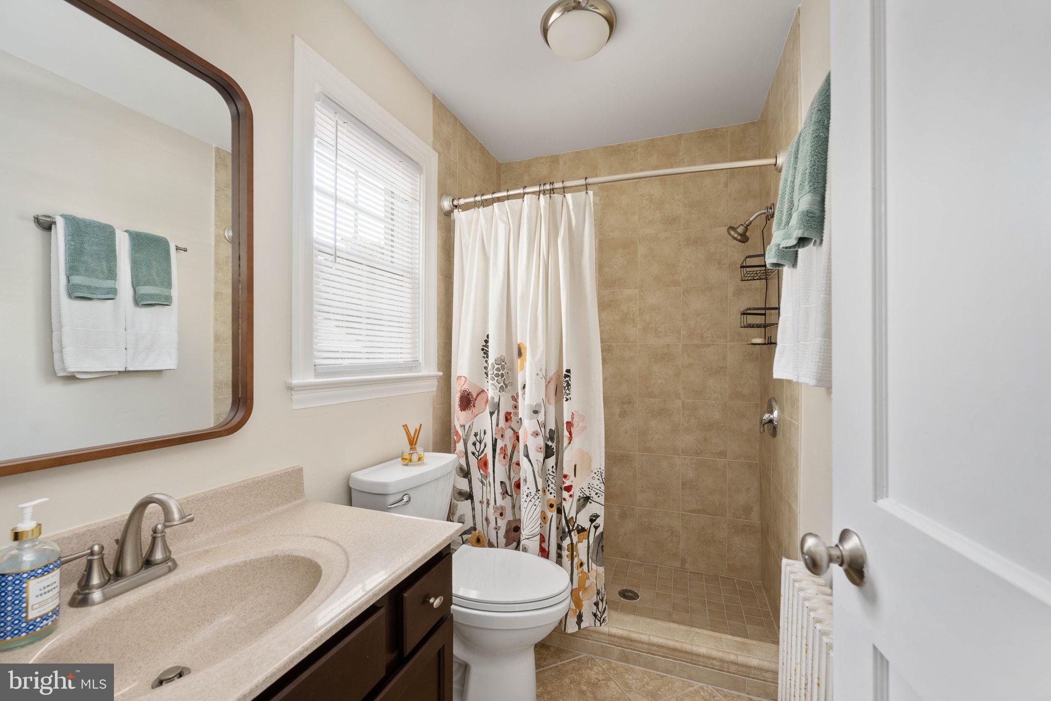 COLLEGE HEIGHTS - Residential