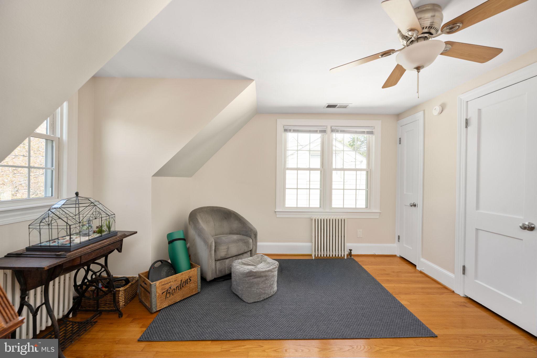 COLLEGE HEIGHTS - Residential