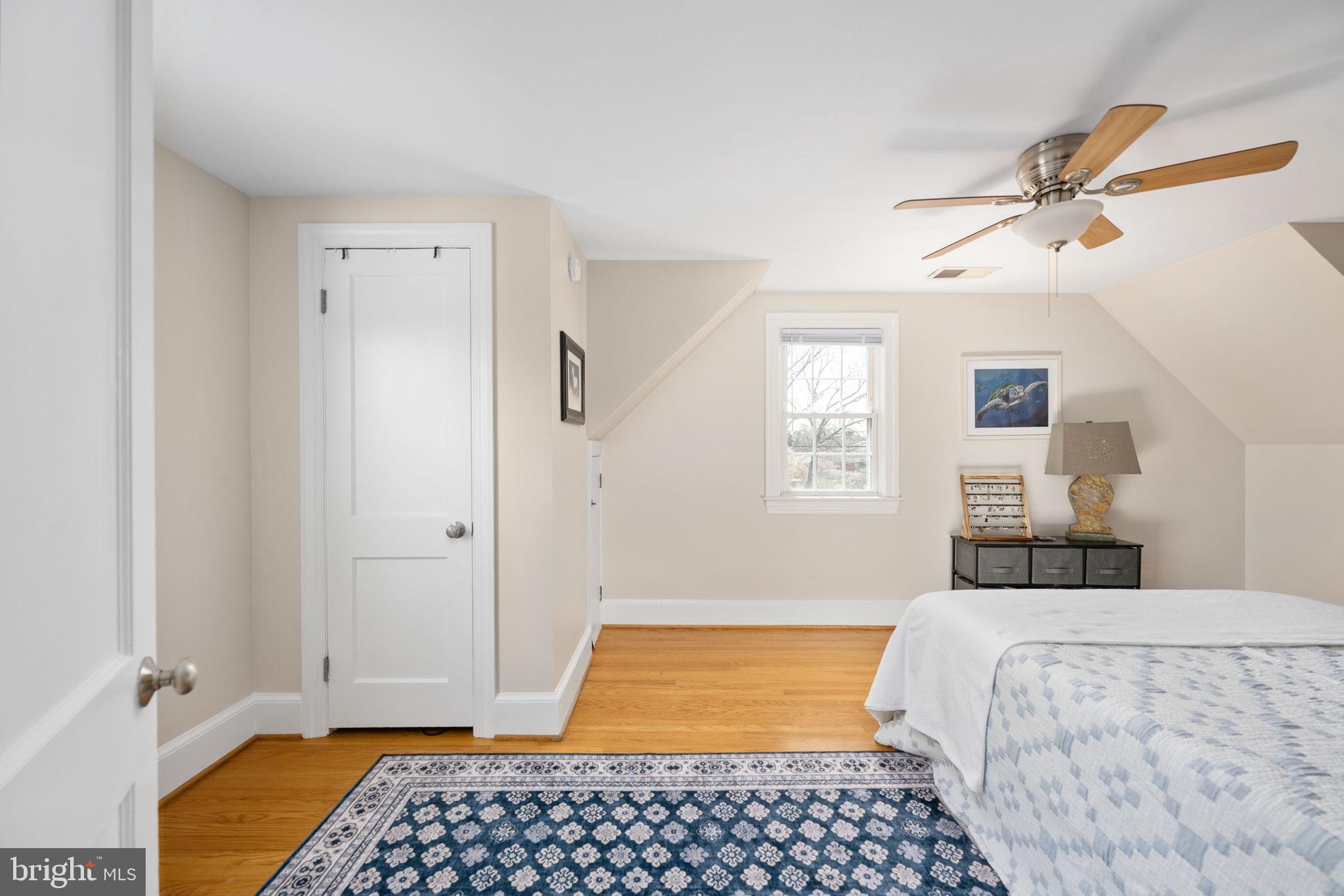 COLLEGE HEIGHTS - Residential