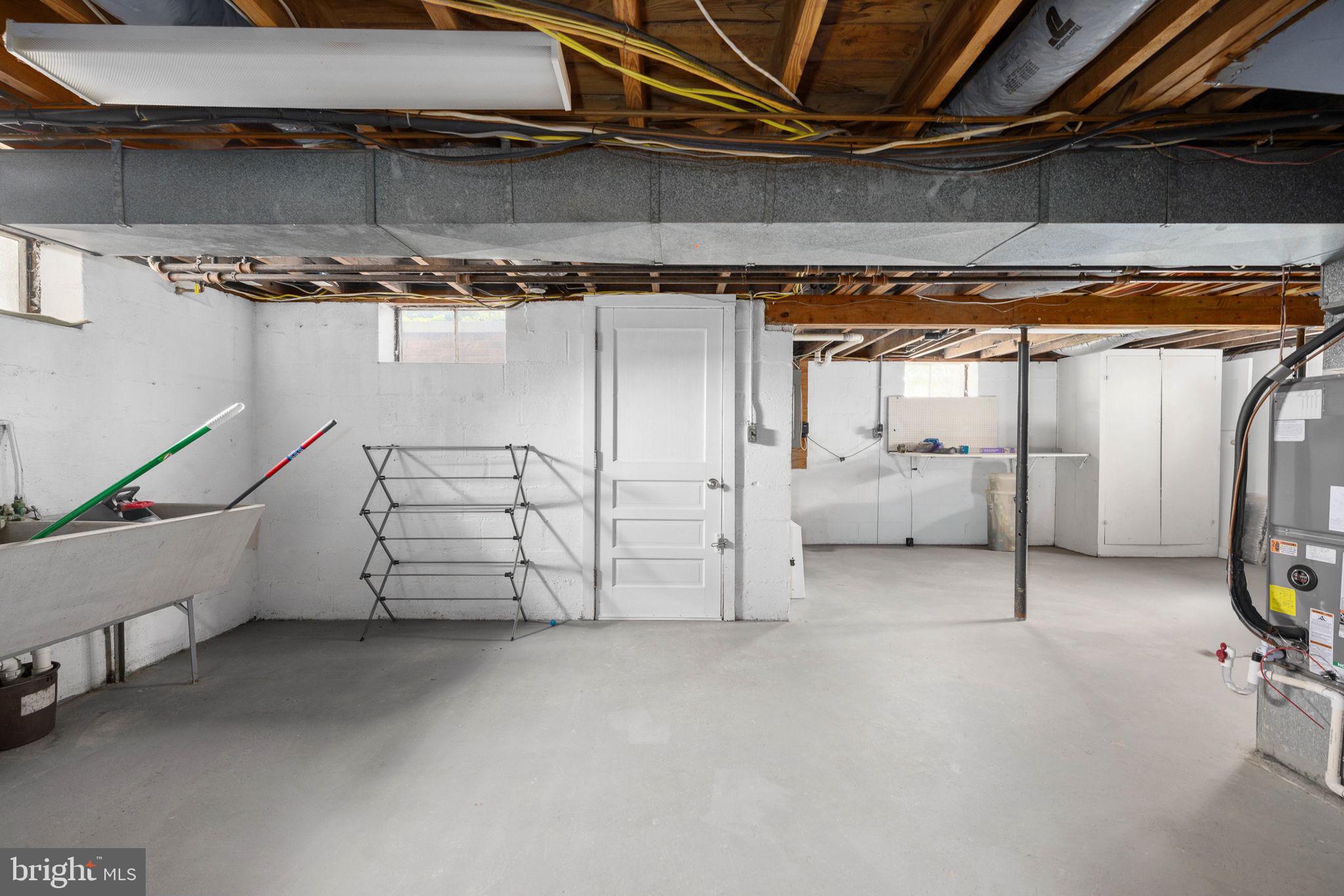 COLLEGE HEIGHTS - Residential