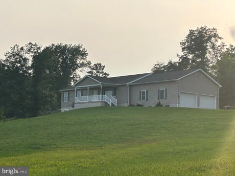 Photo of 354 Kralltown Road, WELLSVILLE, PA 17365 (MLS # PAYK2110368)