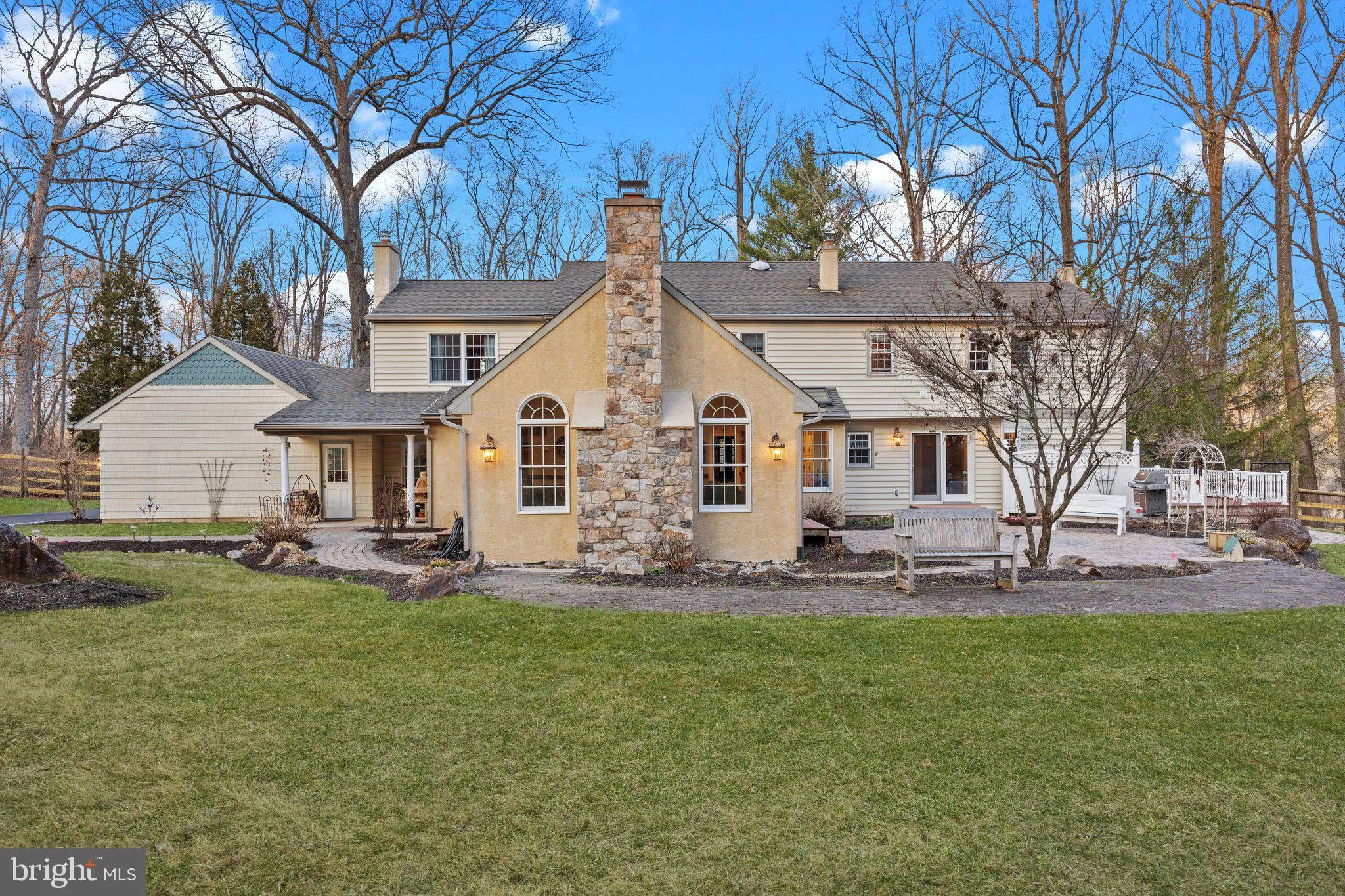 New Hope, Pennsylvania 18938, United States, 4 Bedrooms Bedrooms, ,4 BathroomsBathrooms,Residential,Active,19995