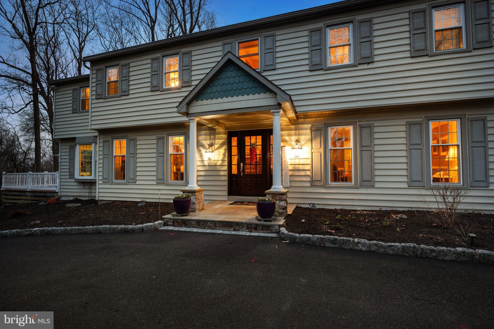 New Hope, Pennsylvania 18938, United States, 4 Bedrooms Bedrooms, ,4 BathroomsBathrooms,Residential,Active,19995