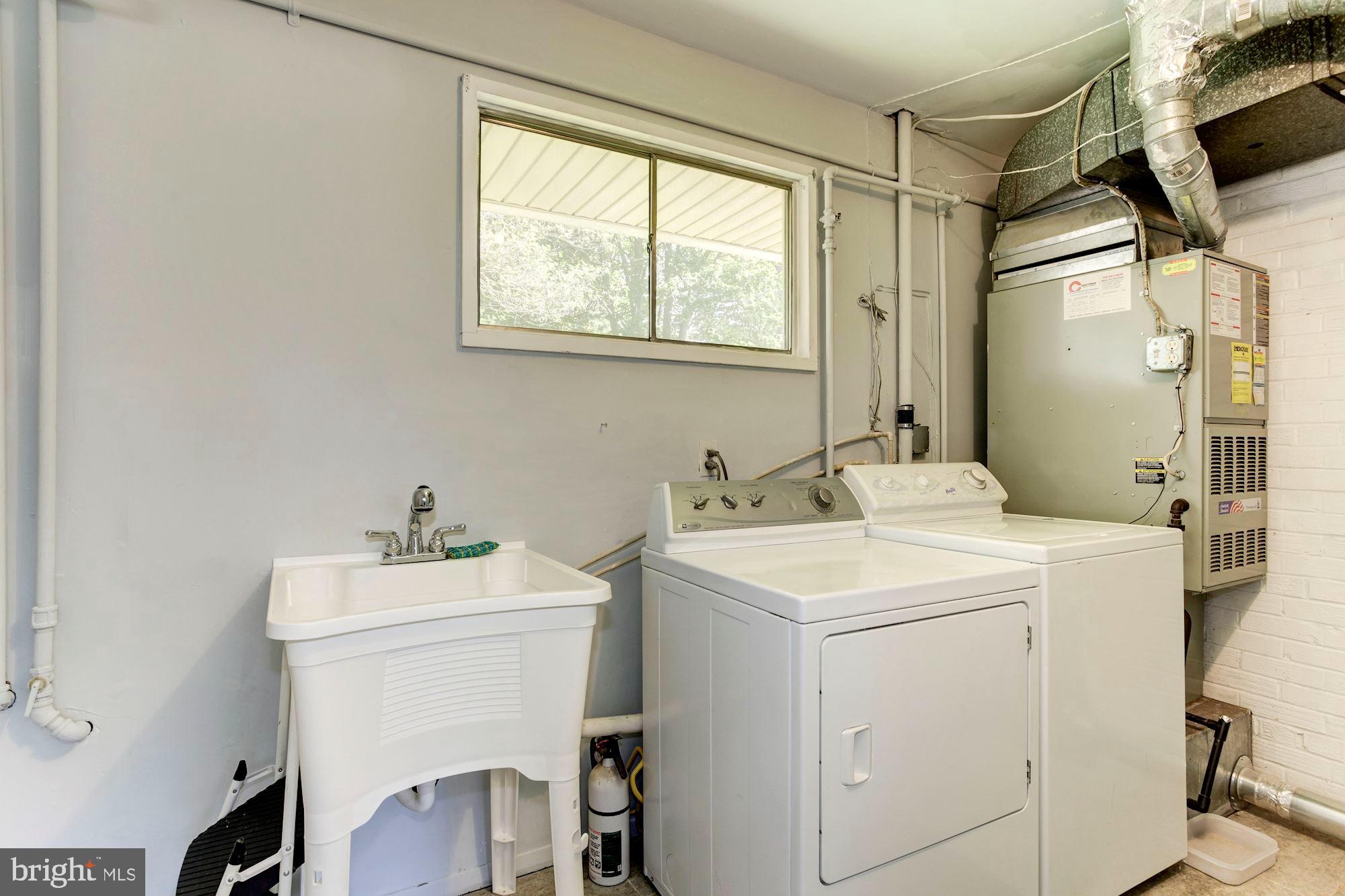 NORTH SPRINGFIELD - Residential