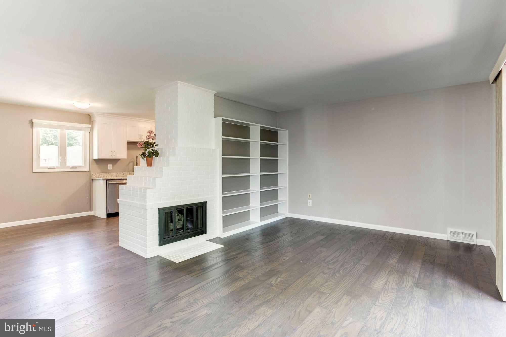 NORTH SPRINGFIELD - Residential