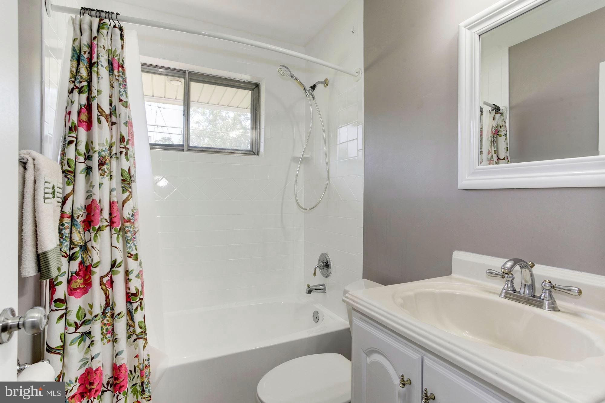 NORTH SPRINGFIELD - Residential