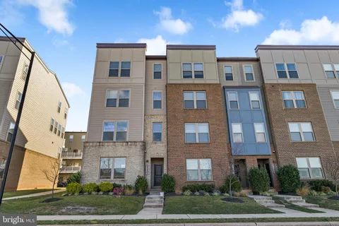 10436 Ratcliffe Trail, Manassas, VA MLS: VAMN2009710