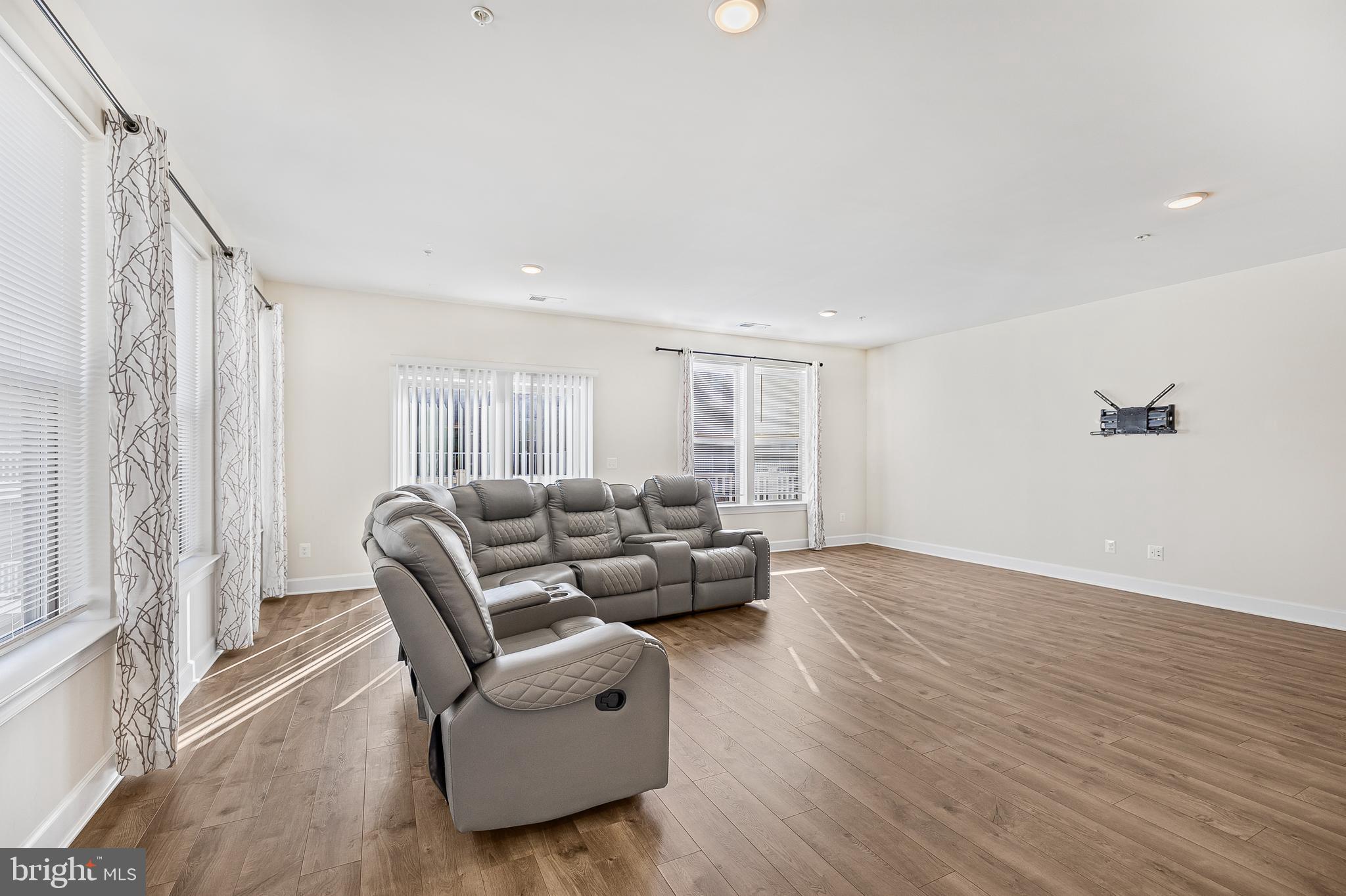 THE LANDING AT CANNON BRANCH - Residential