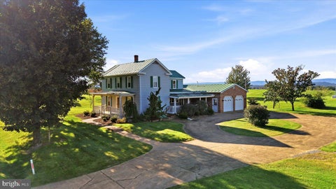 Homes For Sale - 12627 S Middle Road<br/> Shenandoah County, EDINBURG, VA 22824