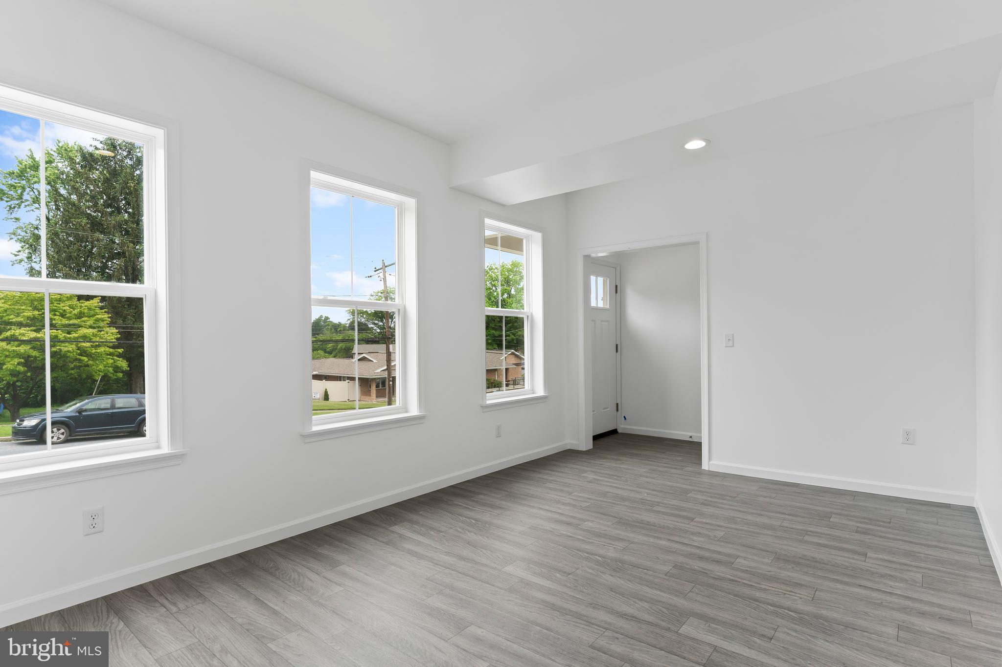 BRETTON - Residential Lease