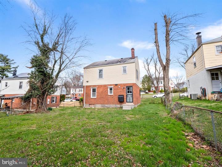 PARKLAWN - Residential Lease