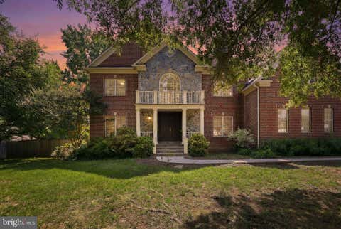Photo of 8813 Oak Leaf Drive, ALEXANDRIA, VA 22309 (MLS # VAFX2335272)
