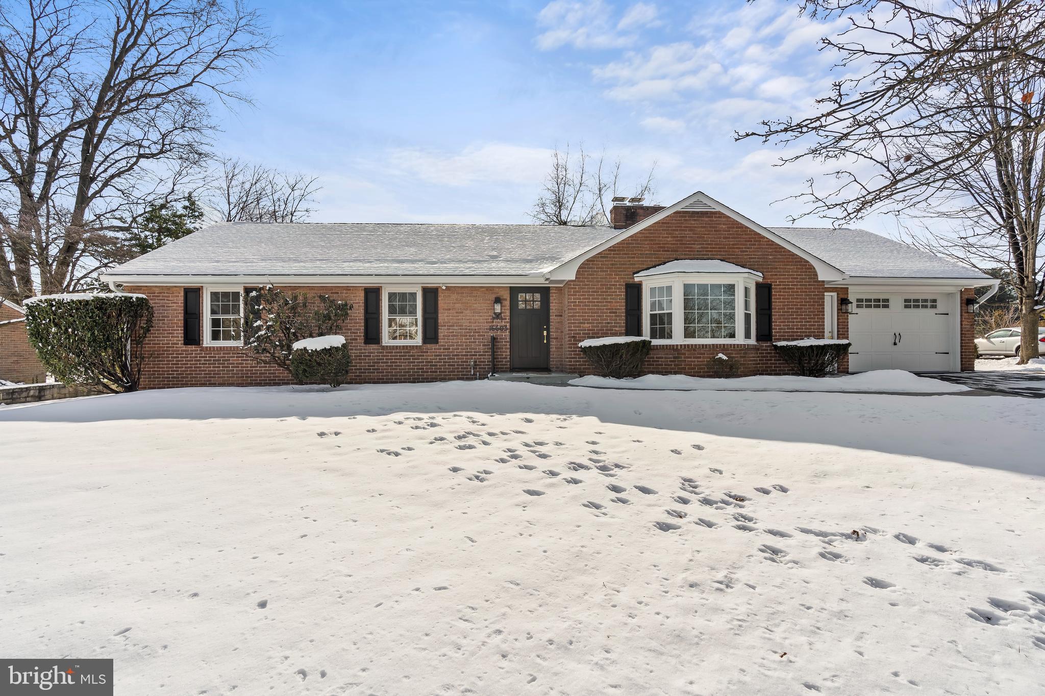 Beautifully renovated all-brick home in Van Lear. This house is truly spectacular inside and out. The kitchen is huge and is open to the dining room and family room. The property features a new roof, new driveway, freshly painted interior, new flooring throughout and much more. Both bathrooms and the kitchen have high-end finishes that you will not see in many similar homes. The large back yard is fenced in and has a brick patio for entertaining. This is a must see!!